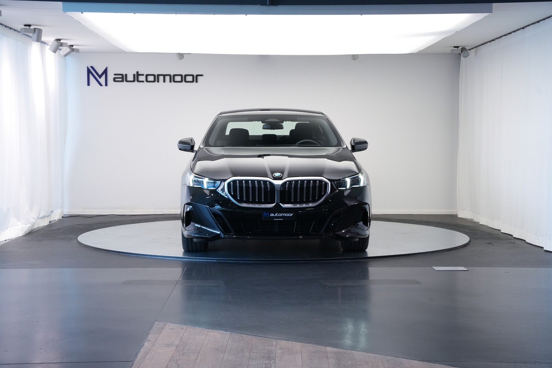 BMW 540d xDrive 48V M Sport Steptronic *HuD* *B&W*-showroom-element-1