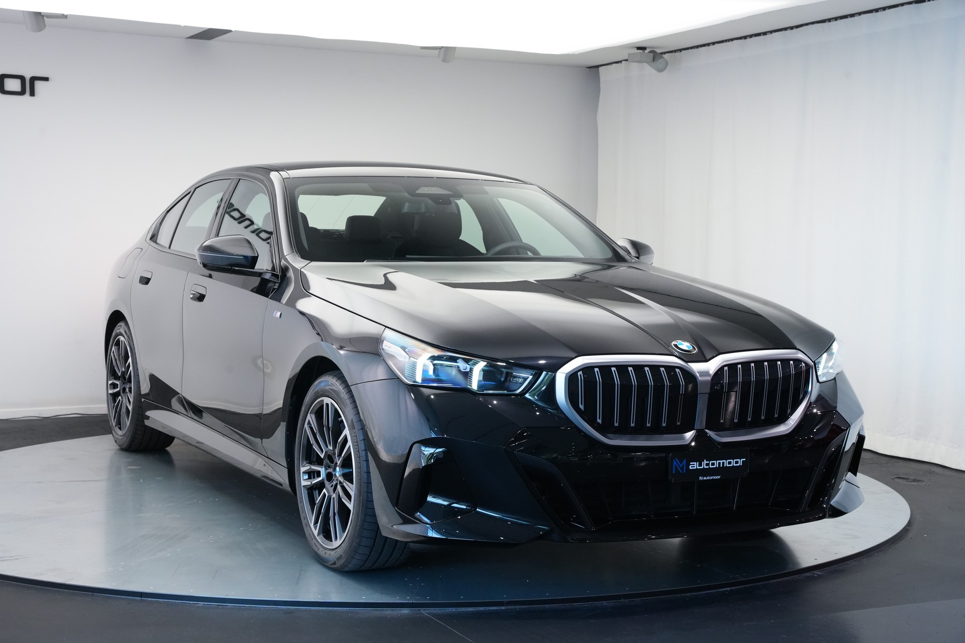 BMW 540d xDrive 48V M Sport Steptronic *HuD* *B&W*-image-47