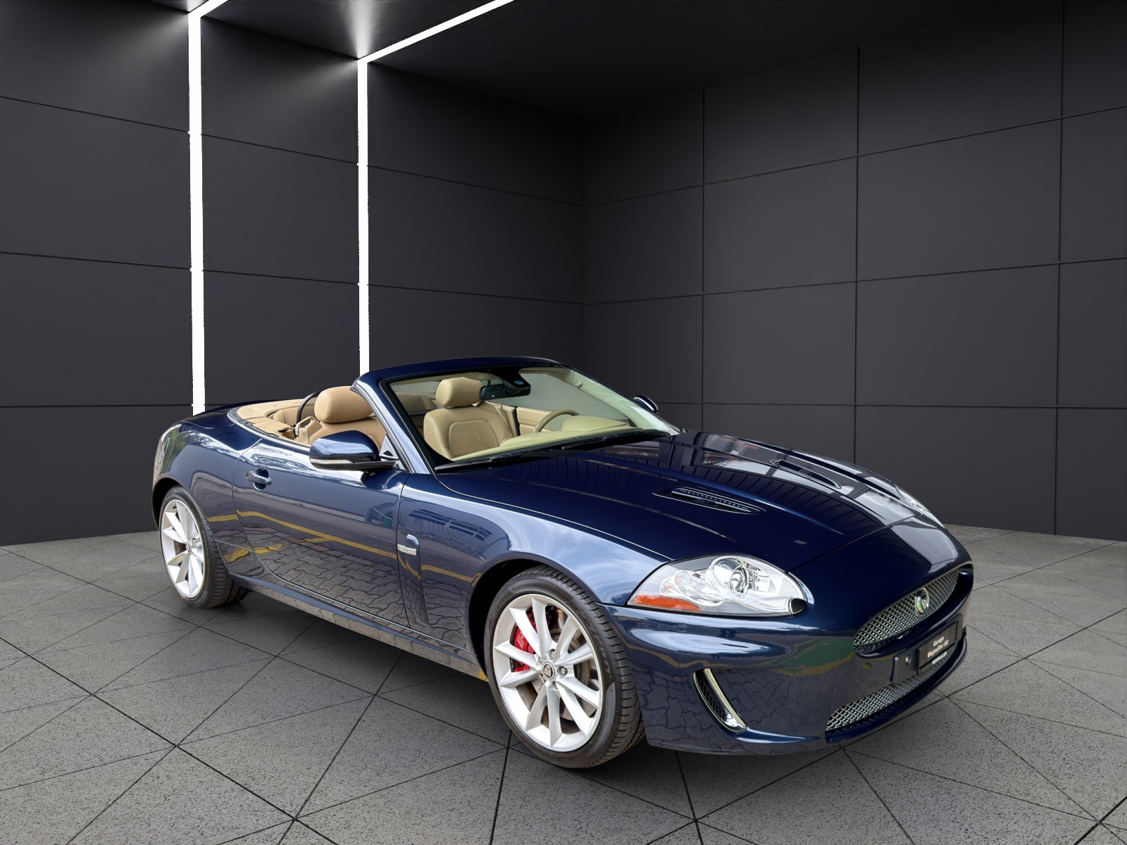 JAGUAR XKR 5.0 V8 SC Automatic-showroom-element-2