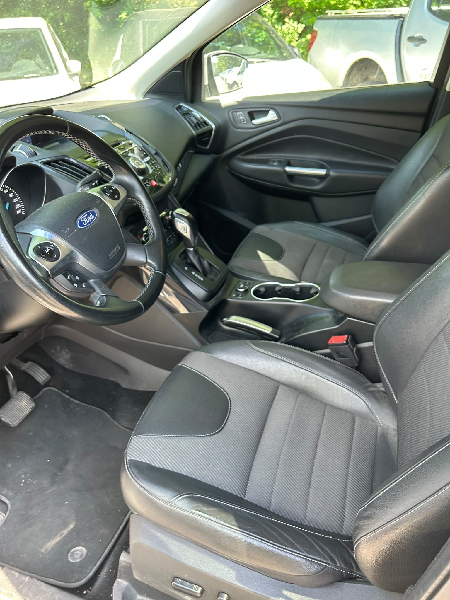 FORD Kuga 2.0 TDCi Titanium S 4WD PowerShift-image-1