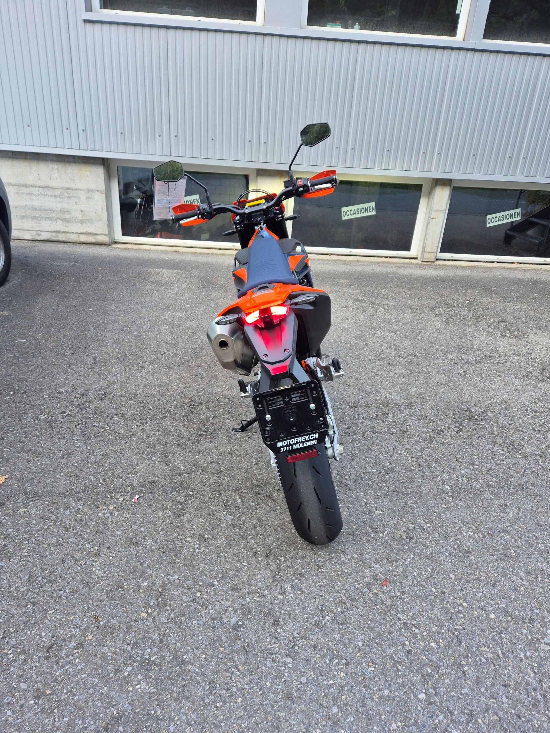 KTM 690 SMC R-image-2