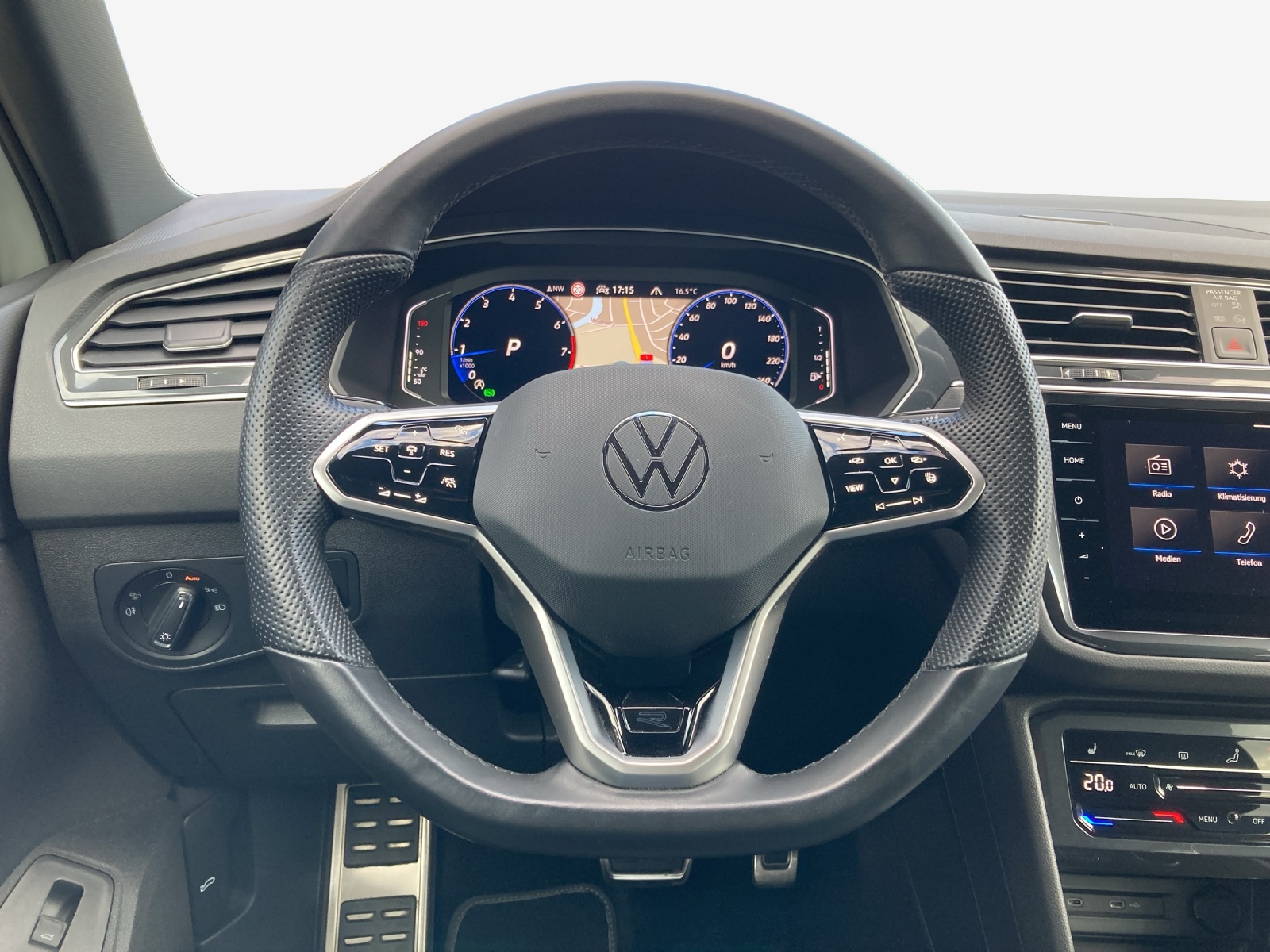 VW Tiguan 2.0TSI R-Line 4Motion DSG-image-9
