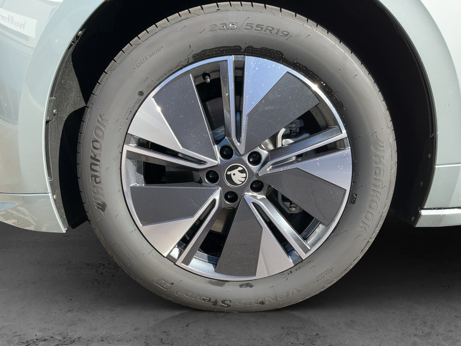 SKODA Enyaq 85x Dynamic 4x4-image-12