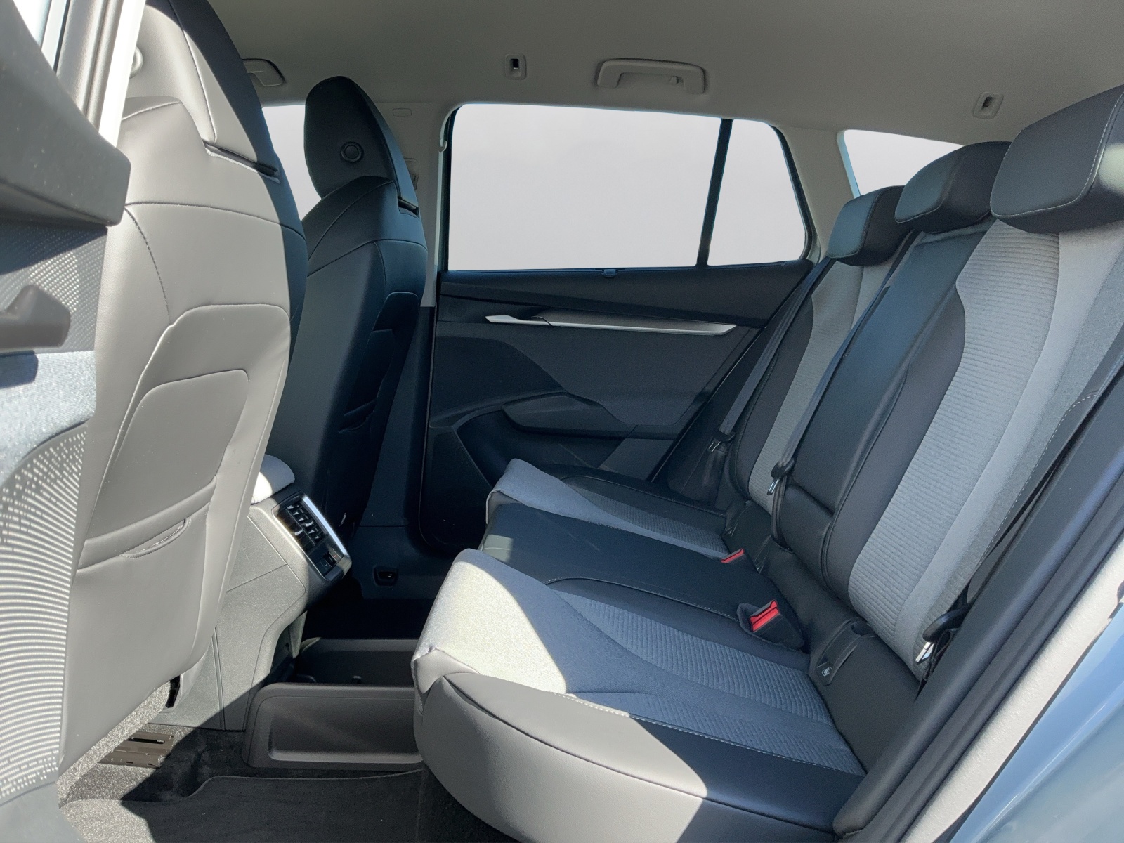 SKODA Enyaq 85x Dynamic 4x4-image-10