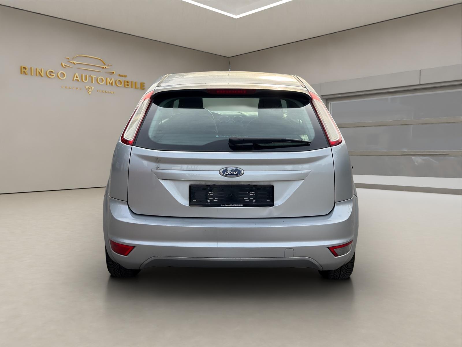 FORD FOCUS-showroom-element-3