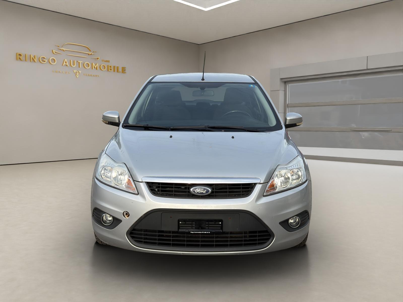 FORD FOCUS-showroom-element-2