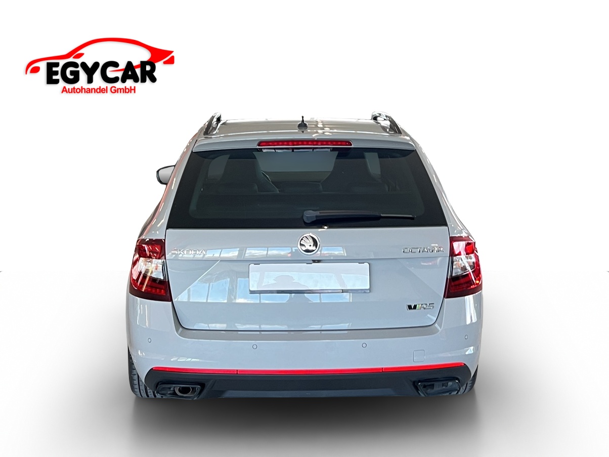 SKODA Octavia Combi 2.0 TDI RS DSG-showroom-element-3