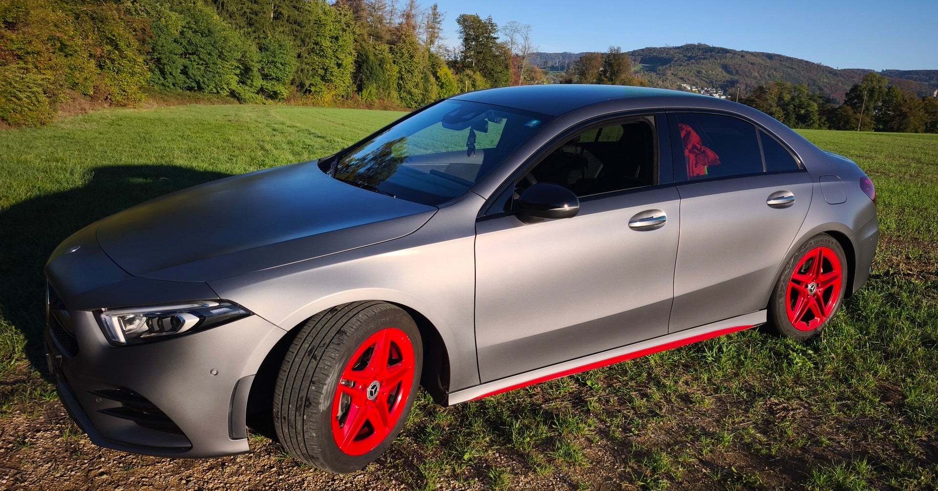 MERCEDES-BENZ A 200 AMG Line-image-4