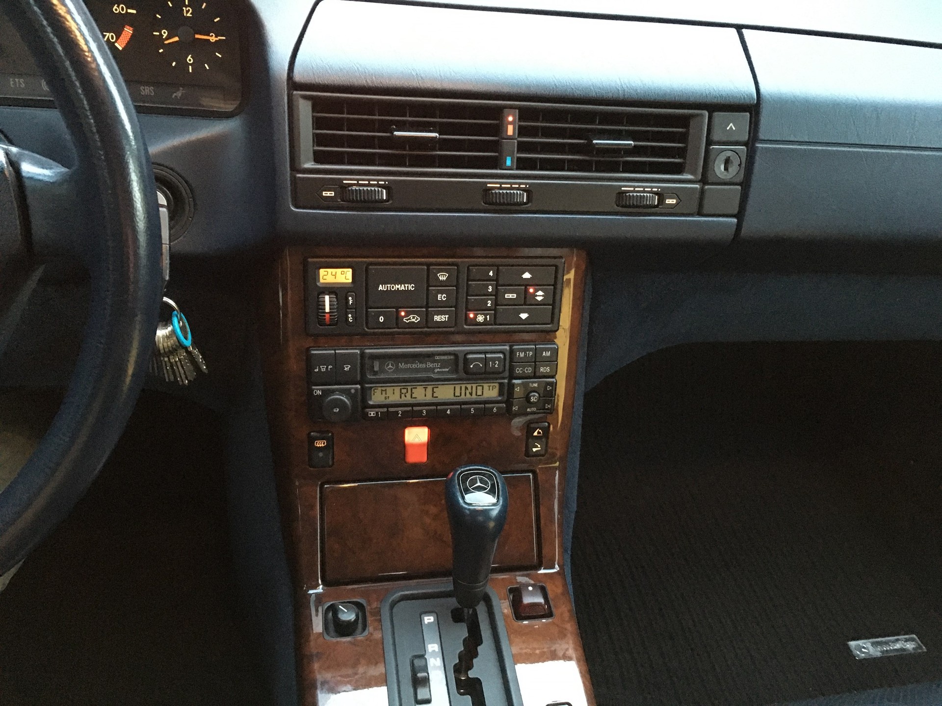 MERCEDES-BENZ SL 280-image-11