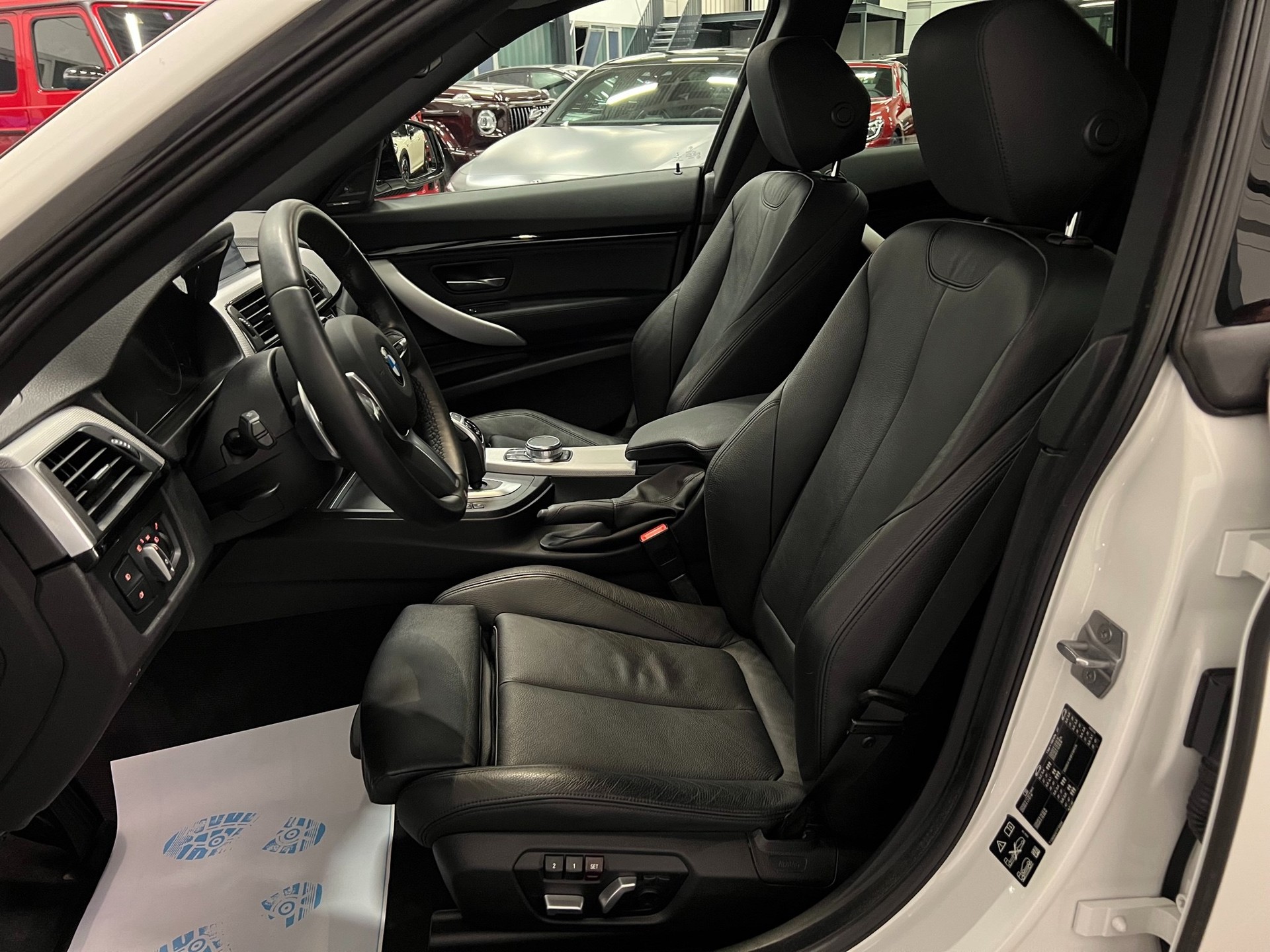 BMW 330d GT xDrive M Sport Steptronic-image-17