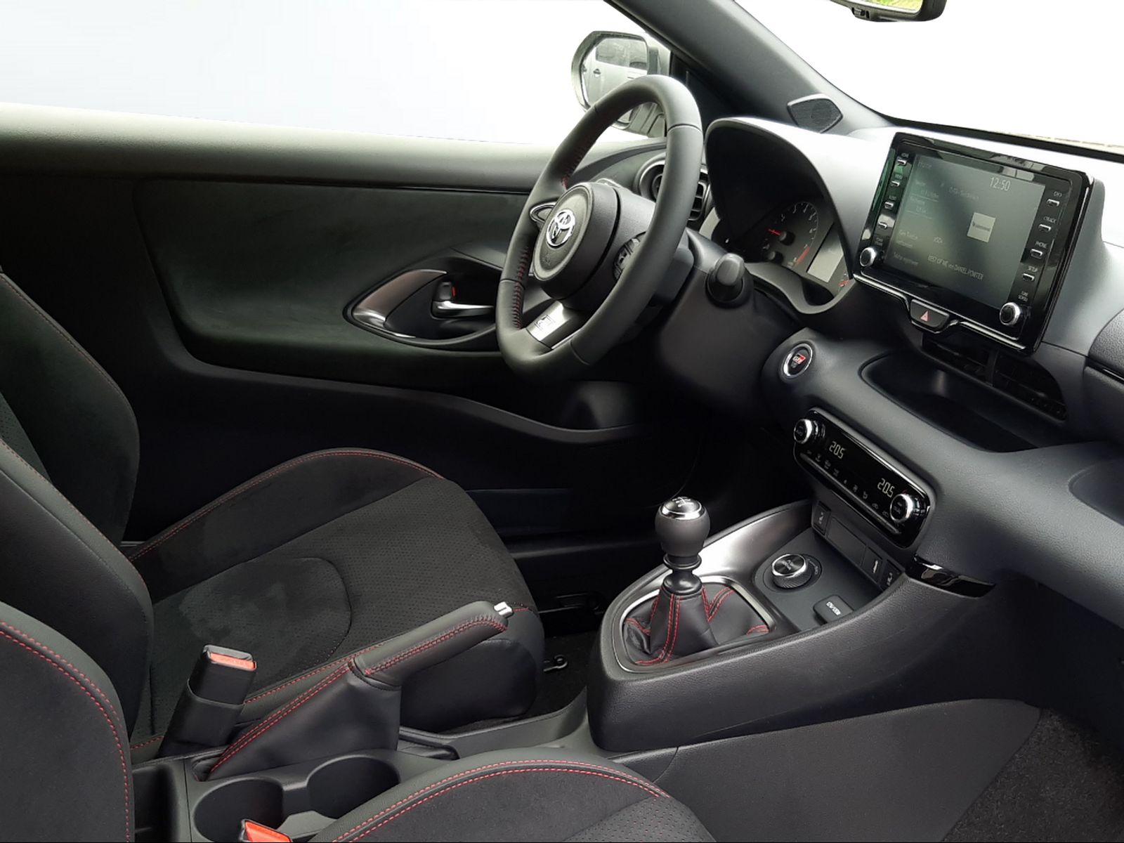 TOYOTA GR Yaris 1.6 Turbo Sport 4x4-image-14