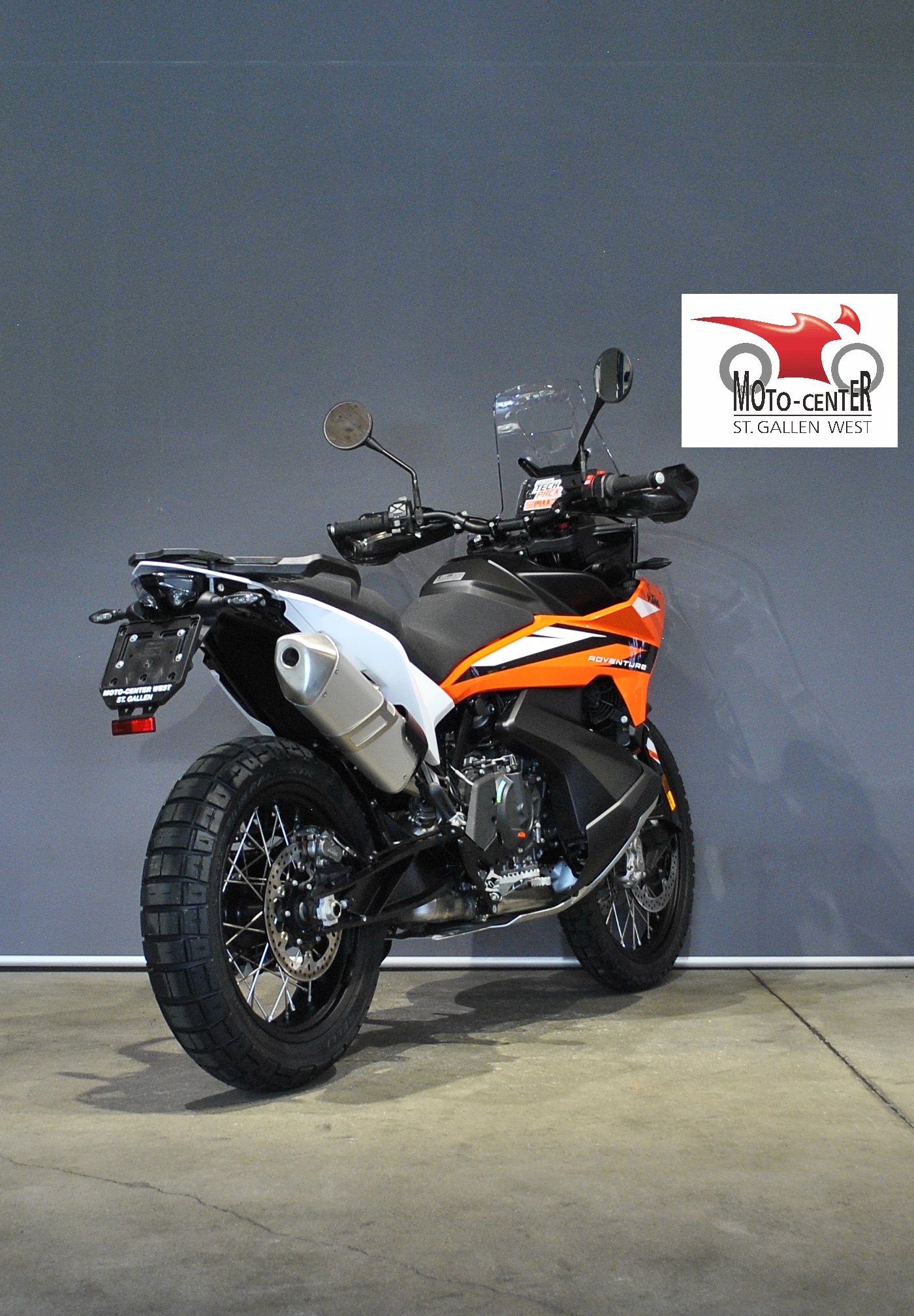 KTM 890 Adventure-image-4