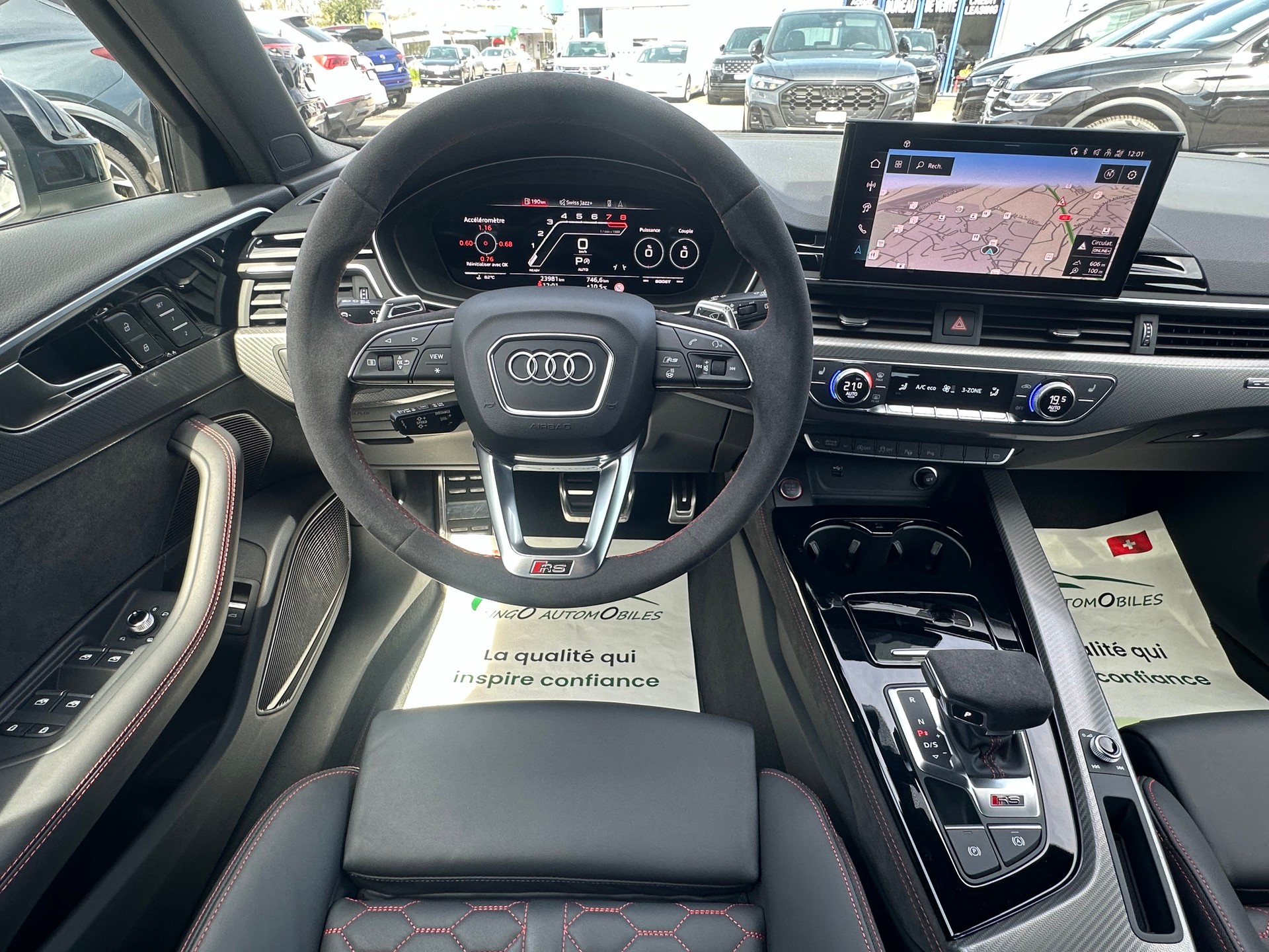 AUDI RS4 Avant quattro tiptronic-image-28