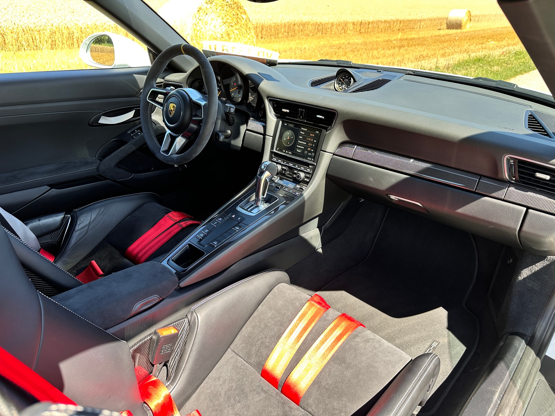 PORSCHE 911 GT3 RS PDK *Porsche Approved*-image-10