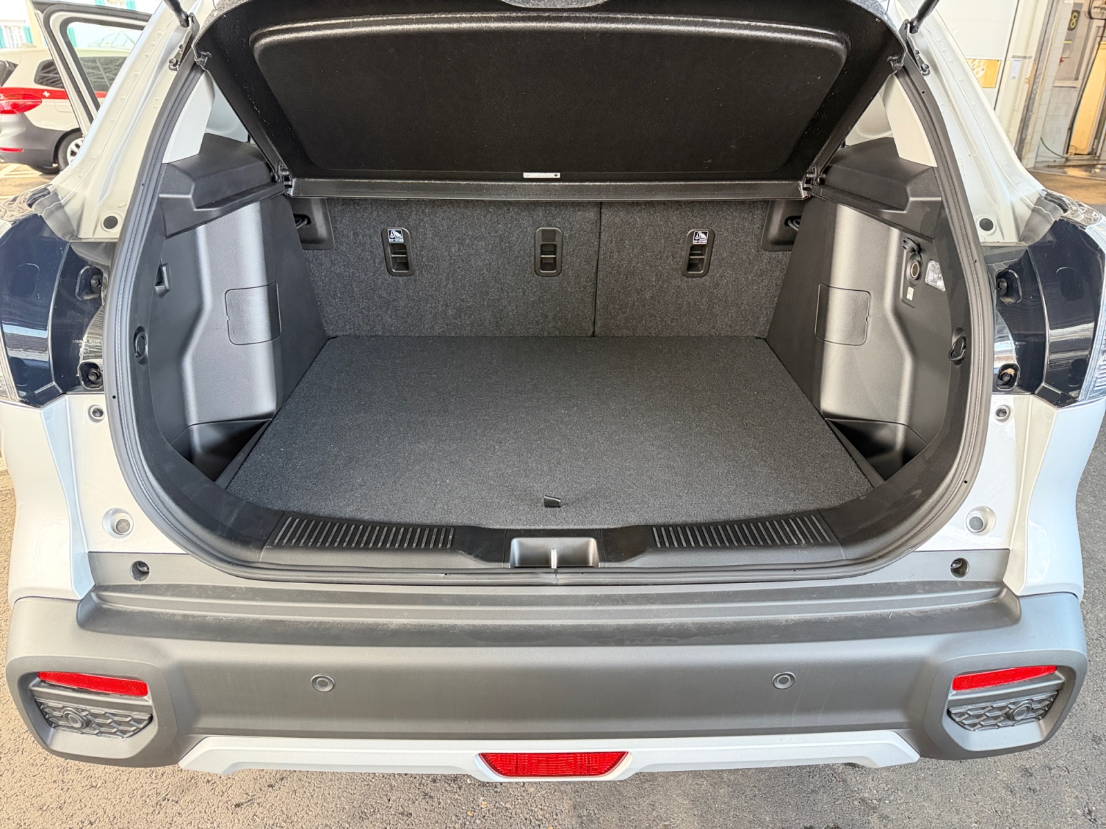 SUZUKI S-Cross 1.4 T Compact Top Hybrid 4x4-image-14