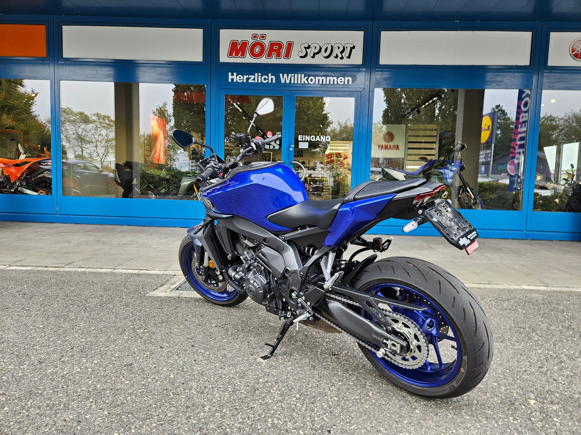 YAMAHA MT-09 Y-AMT-image-4