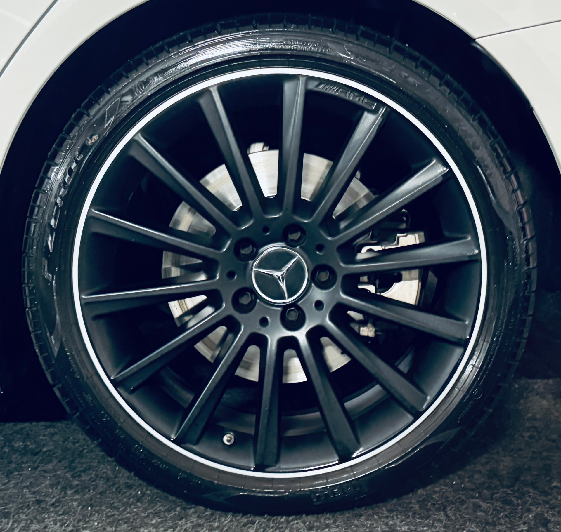 MERCEDES-BENZ C 43 AMG 4Matic 9G-Tronic-image-31