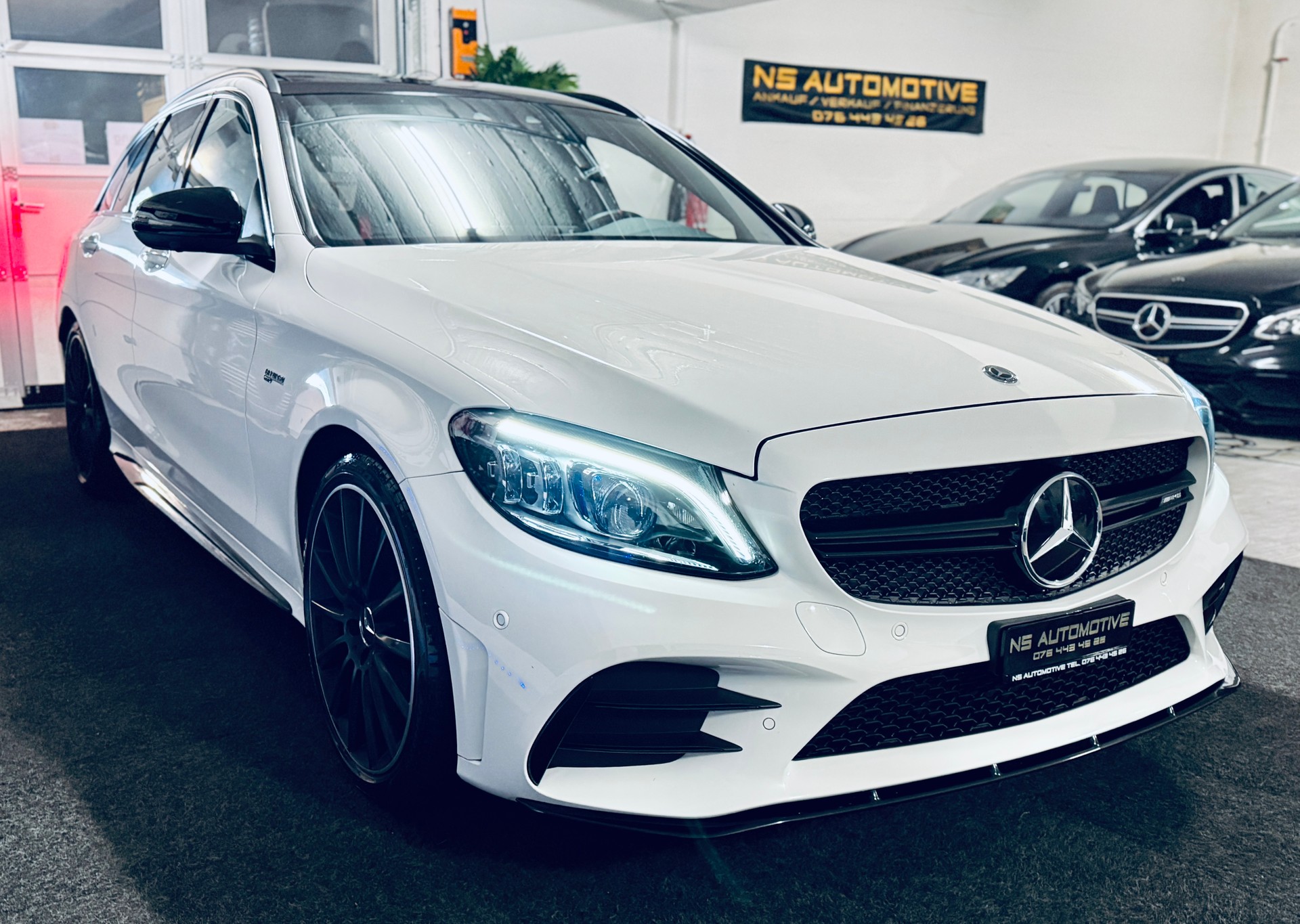 MERCEDES-BENZ C 43 AMG 4Matic 9G-Tronic-showroom-element-2