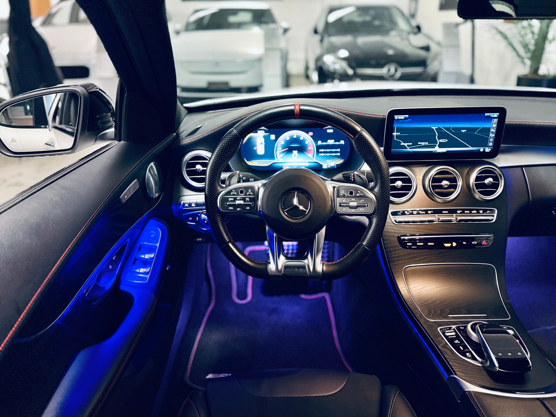 MERCEDES-BENZ C 43 AMG 4Matic 9G-Tronic-image-10