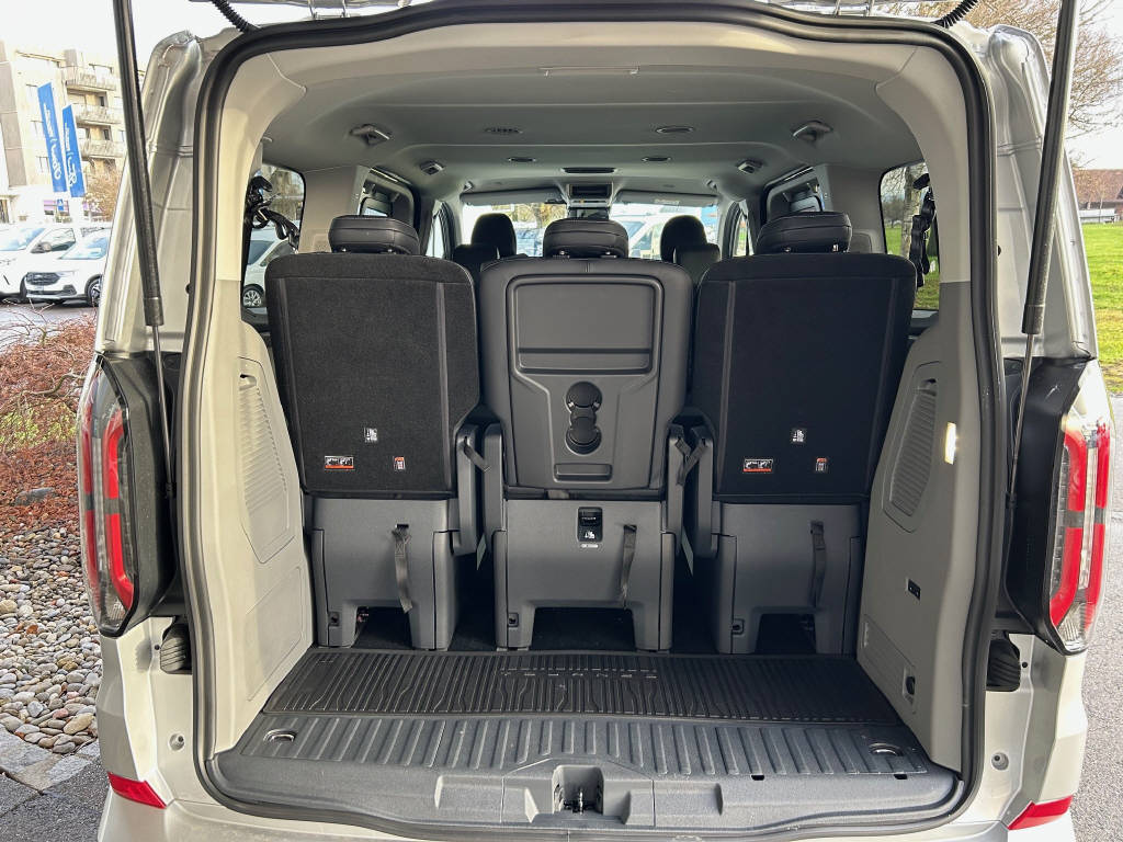 FORD Tourneo Custom Bus 320 L1 2.0 EcoBlue 170 Titanium X-image-4