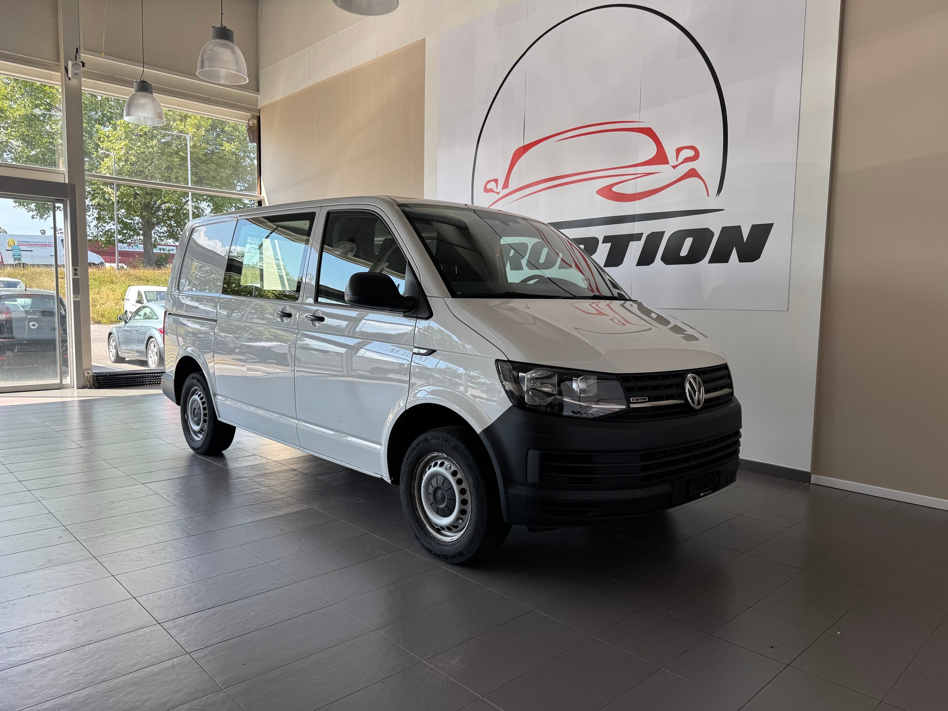 VW T6 2.0 TDI 4Motion DSG-image-9