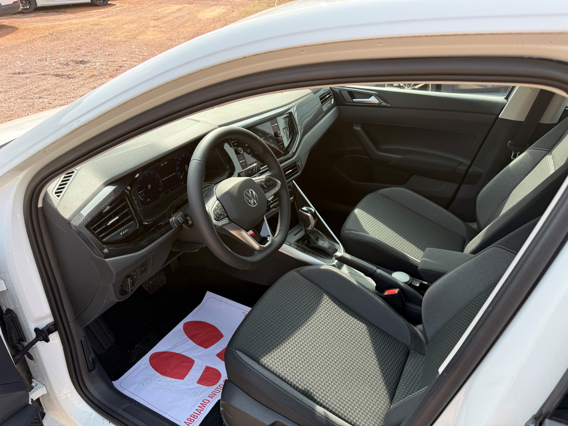 VW Polo 1.0 TSI Life DSG-image-8
