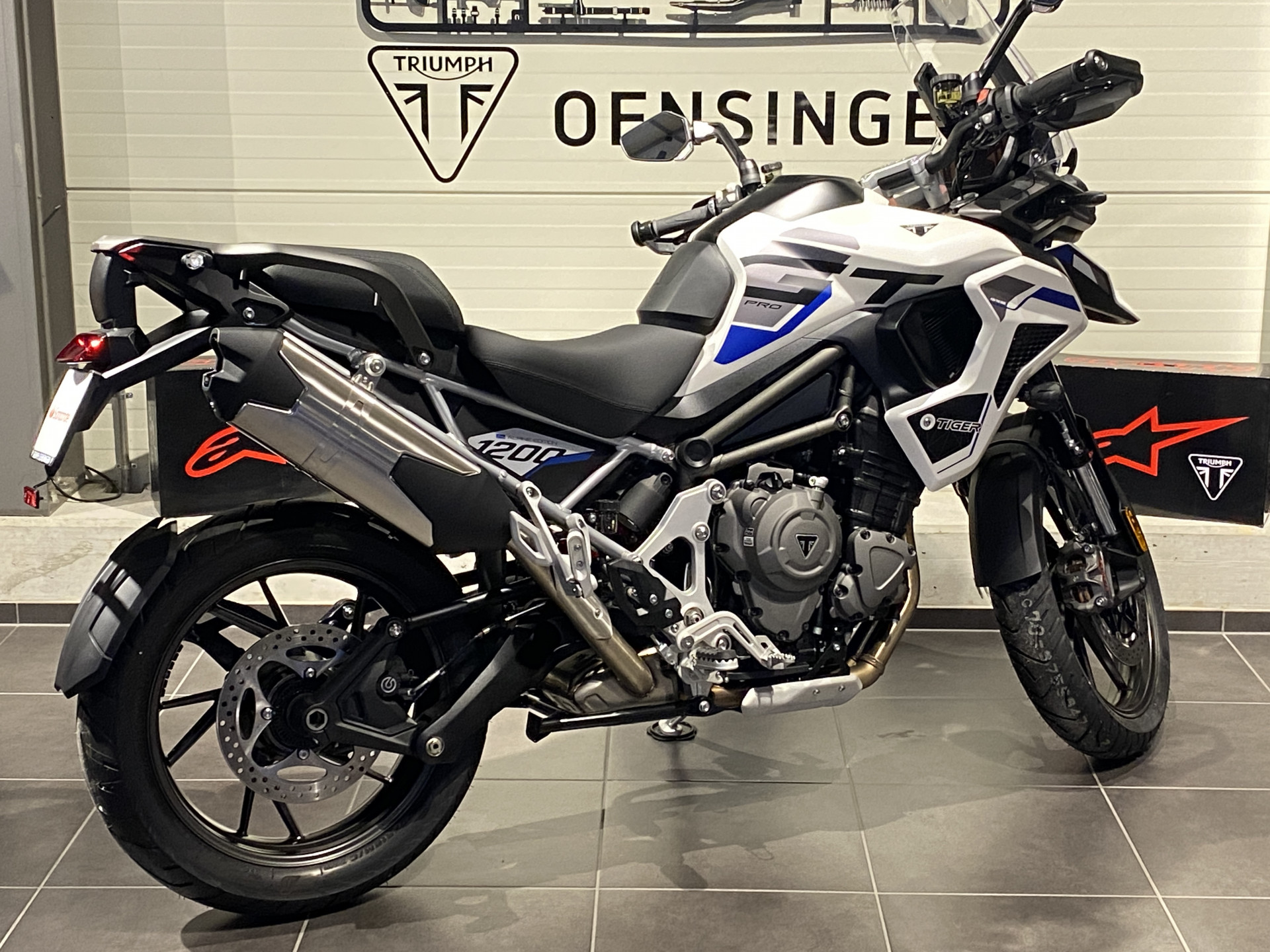 TRIUMPH Tiger 1200 Alpine Edition (4.49 % Power Leasing - Gültig bis 31.06.2026)-image-4