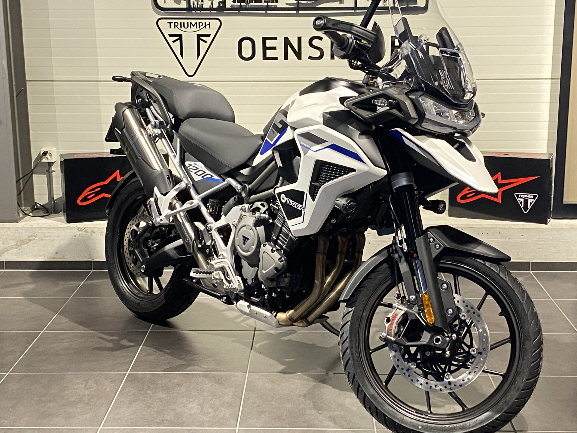 TRIUMPH Tiger 1200 Alpine Edition (4.49 % Power Leasing - Gültig bis 31.06.2026)-image-2
