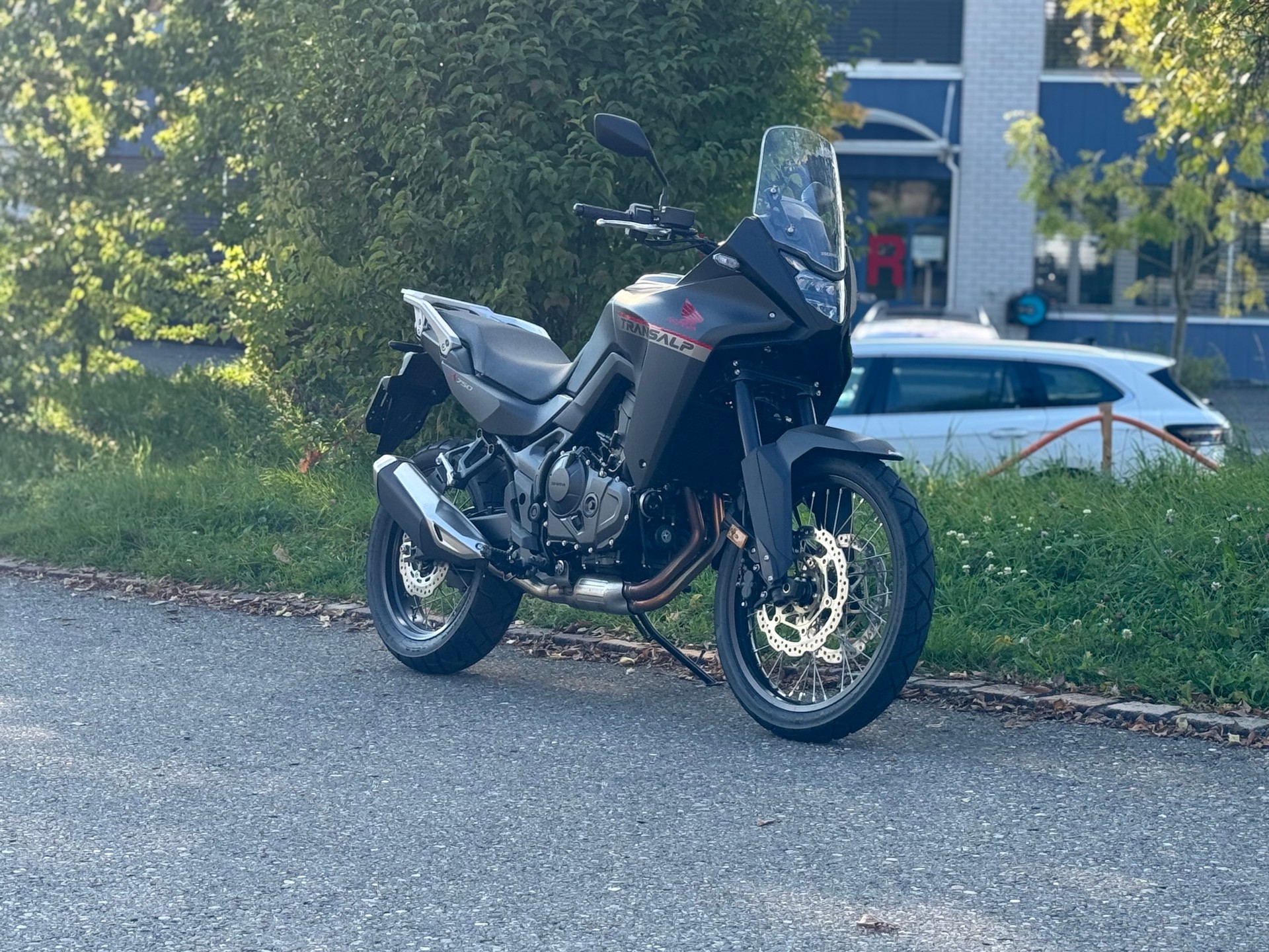 HONDA XL 750 Transalp-image-4
