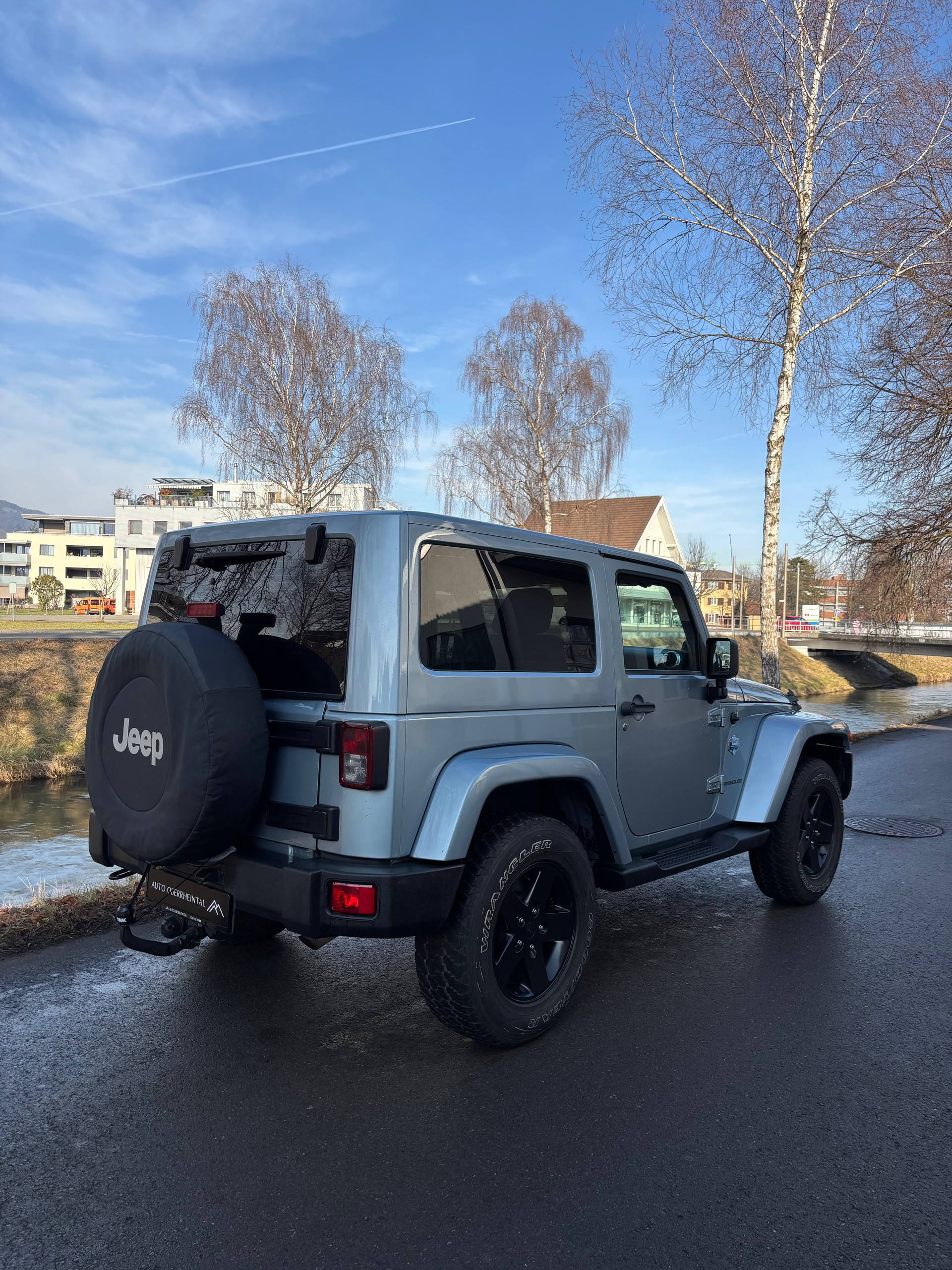 JEEP Wrangler 3.6 Unlimited Arctic Automatic-image-10