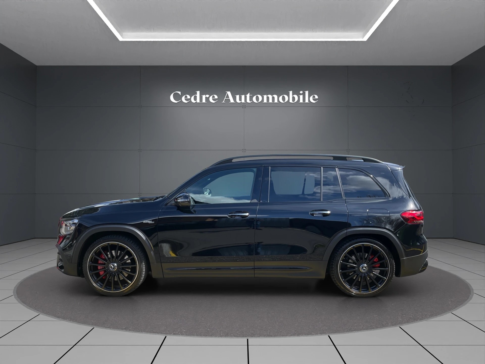 MERCEDES-BENZ GLB 35 AMG 4Matic 8G-Tronic-showroom-element-2