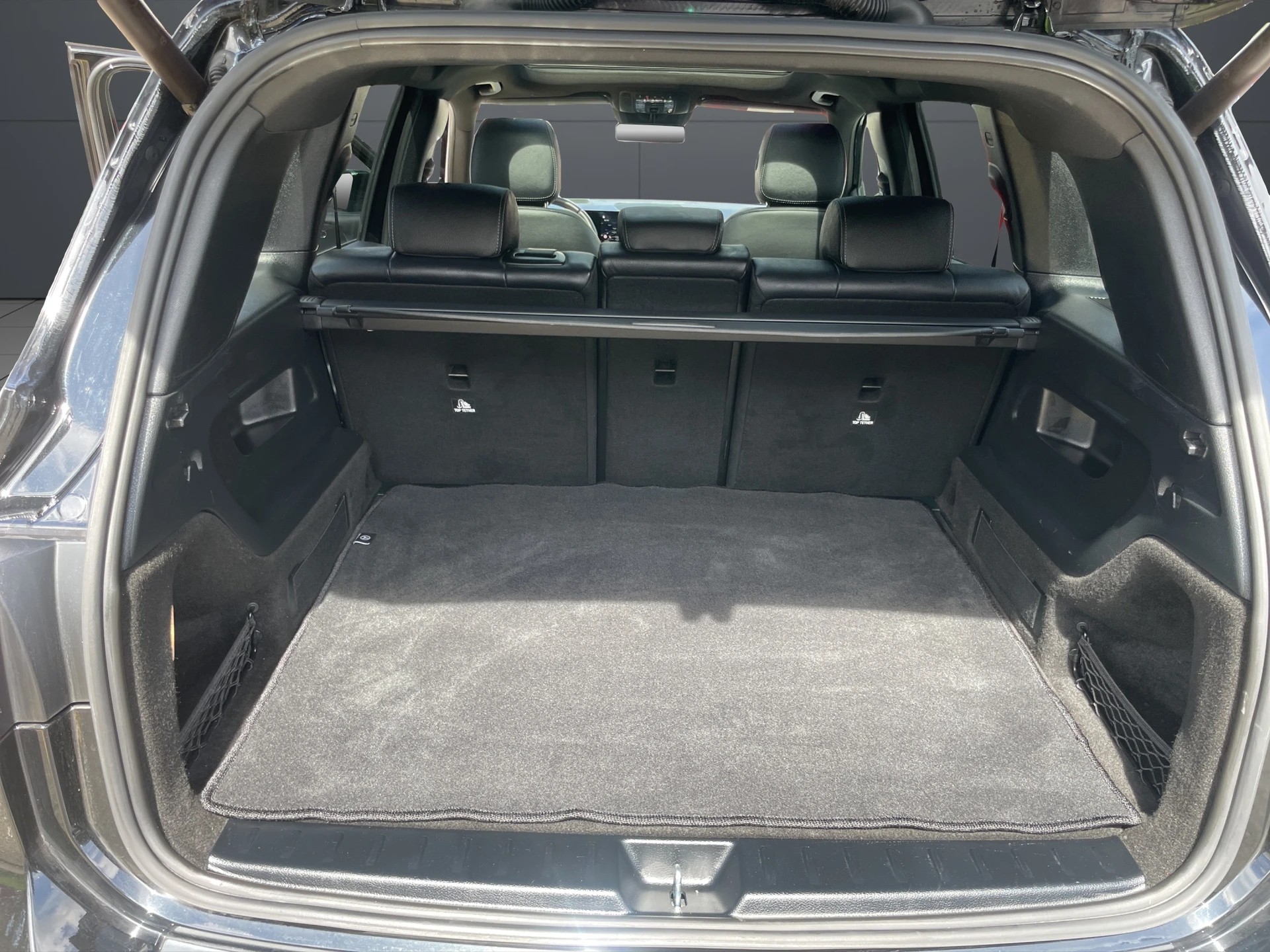 MERCEDES-BENZ GLB 35 AMG 4Matic 8G-Tronic-image-15