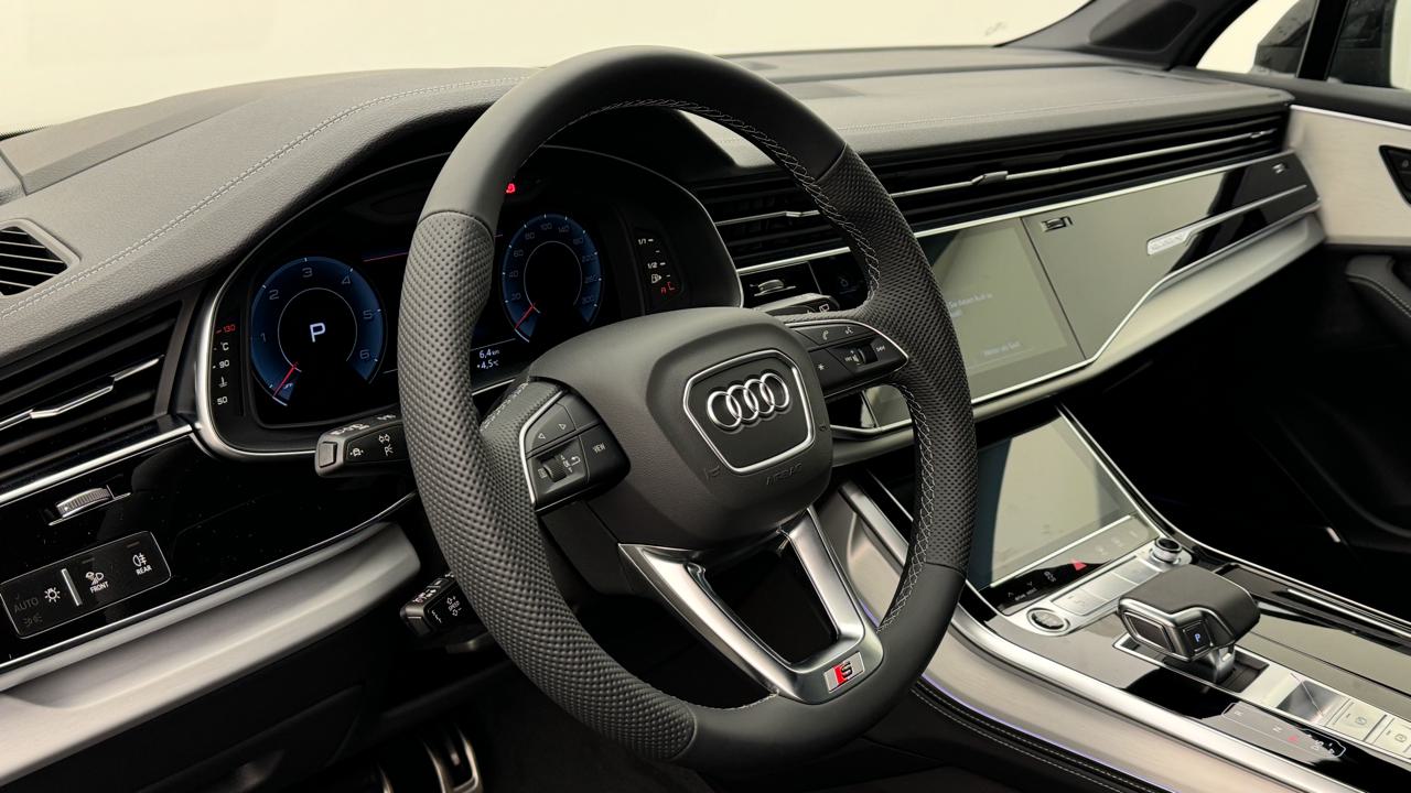AUDI Q7 SUV TDI quattro 210 kW S Line tiptronic-image-6