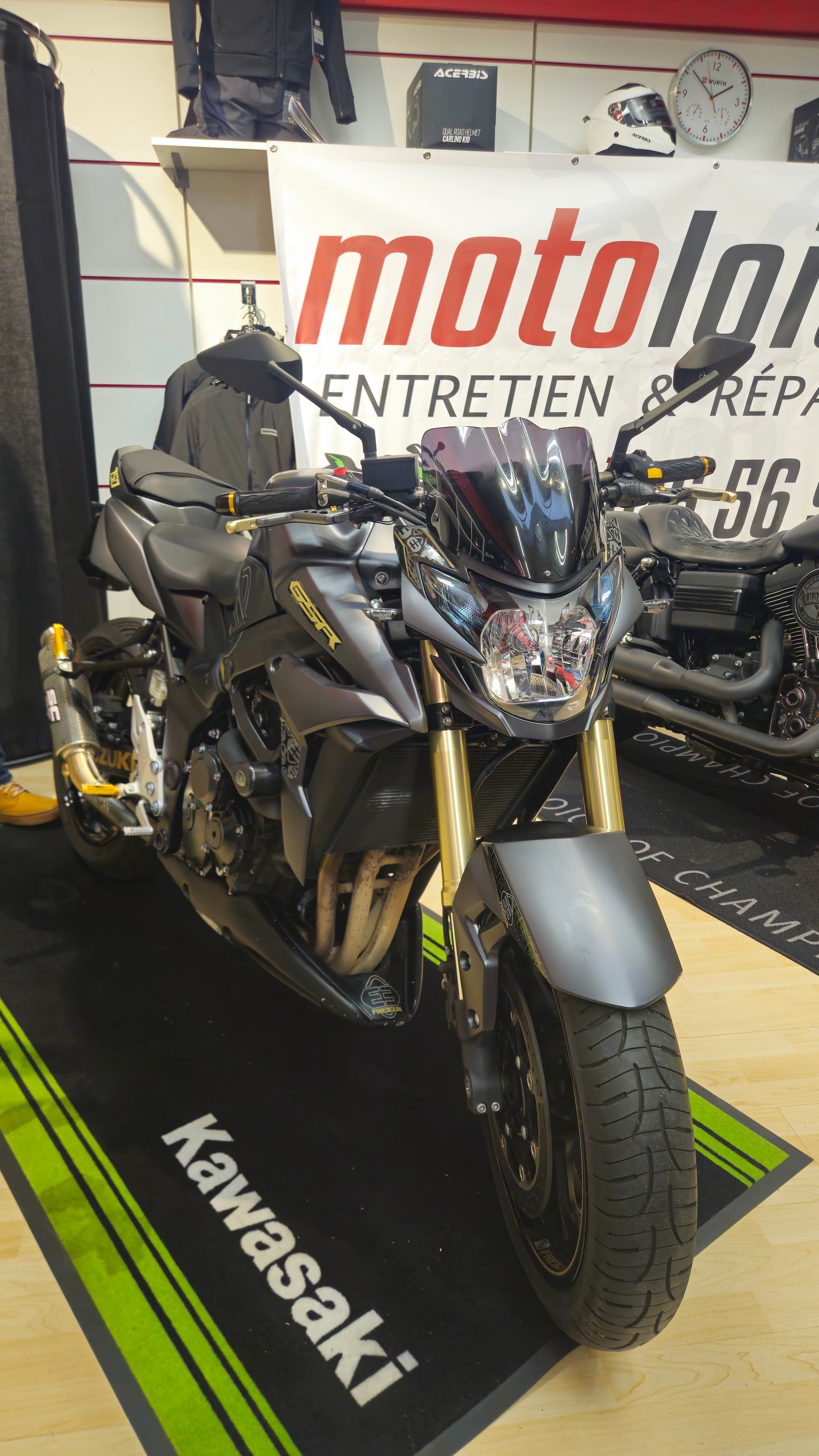SUZUKI GSR 750 ABS Freegun Gold-image-0