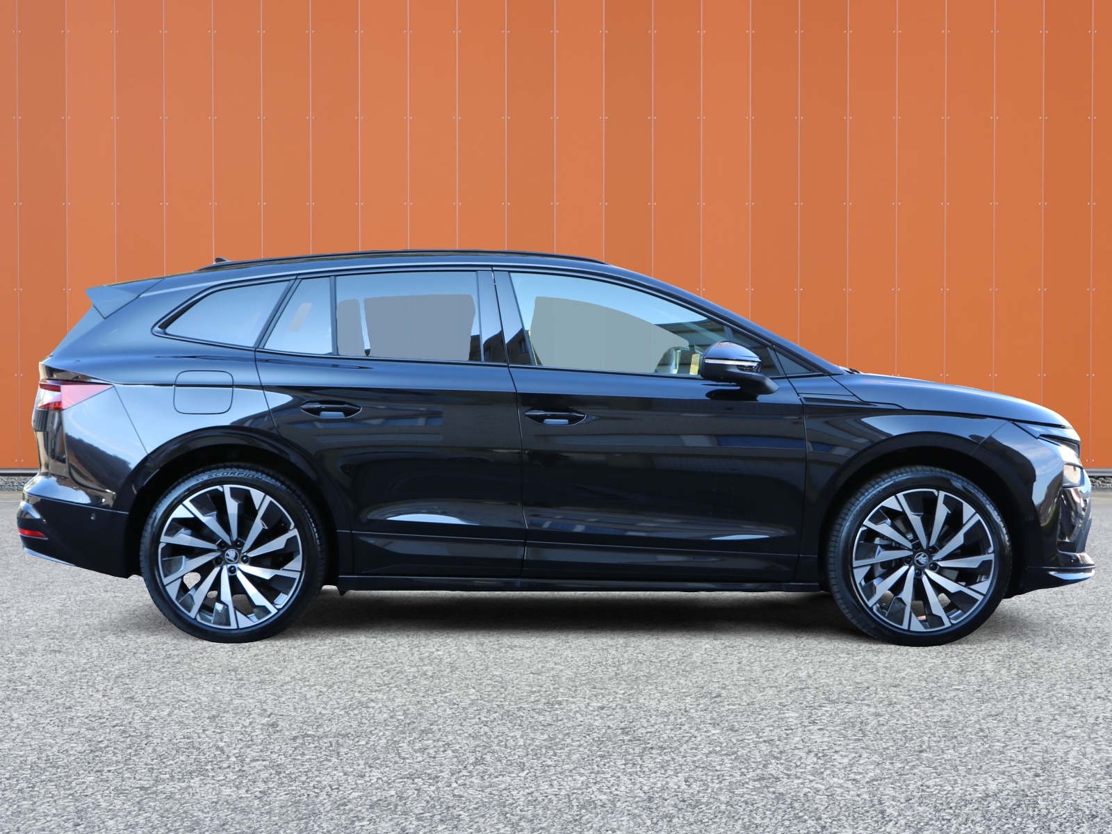SKODA Enyaq 85x Sportline 4x4-image-4