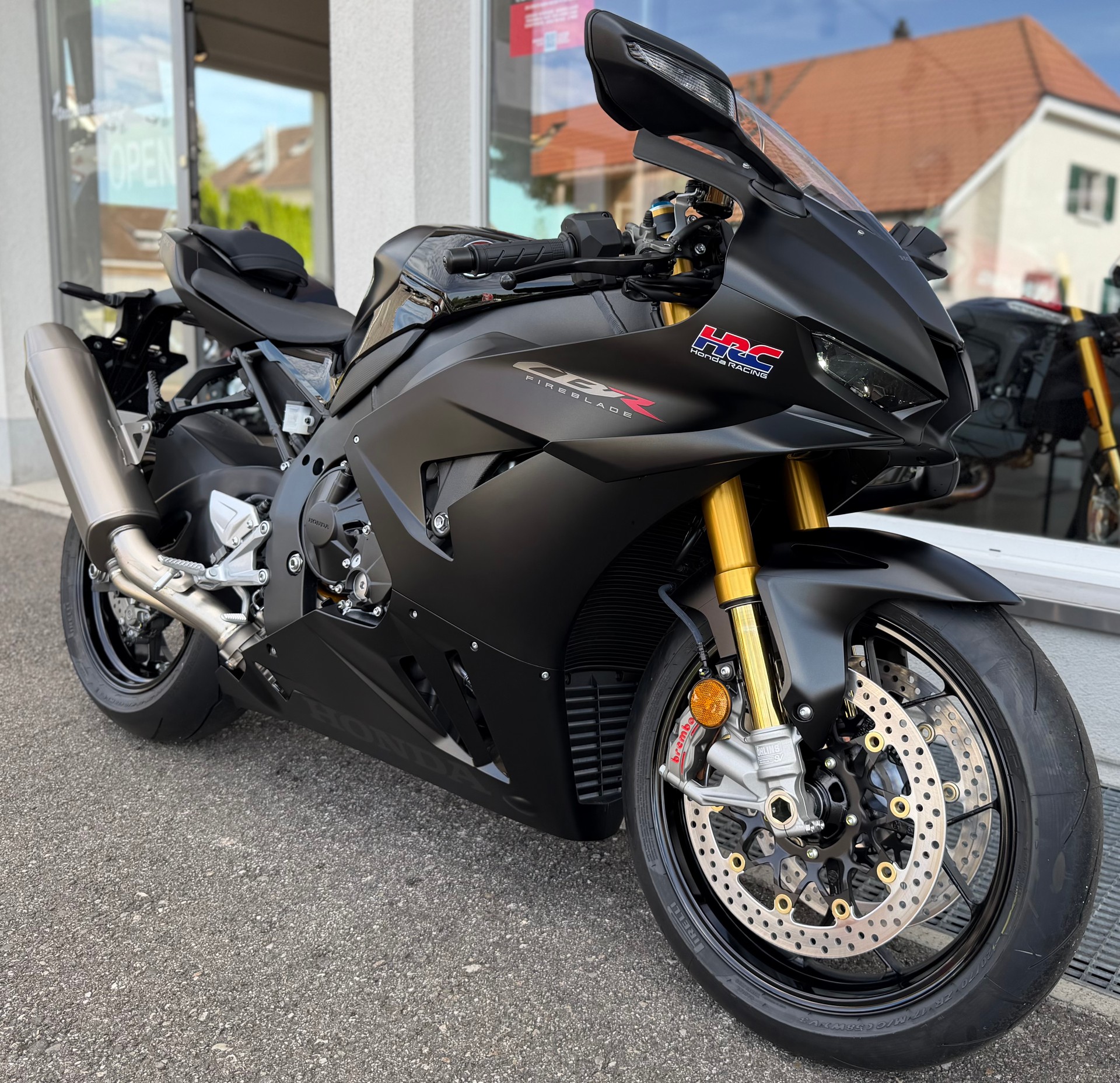 HONDA CBR 1000 RR-R Fireblade SP-image-9