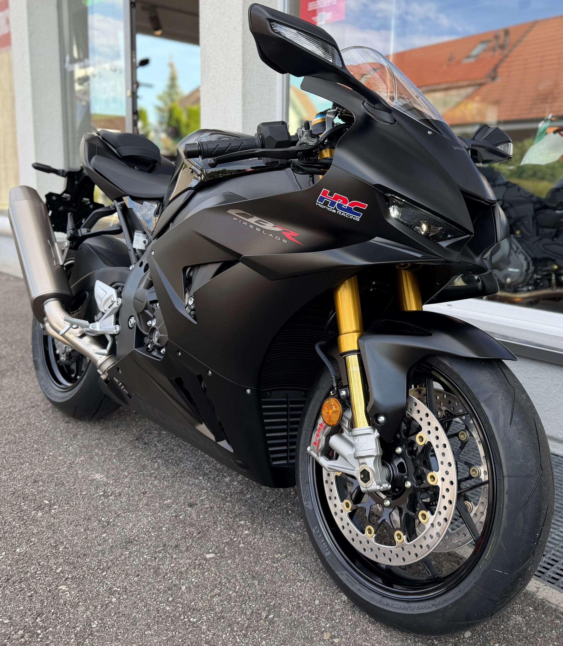 HONDA CBR 1000 RR-R Fireblade SP-showroom-element-2