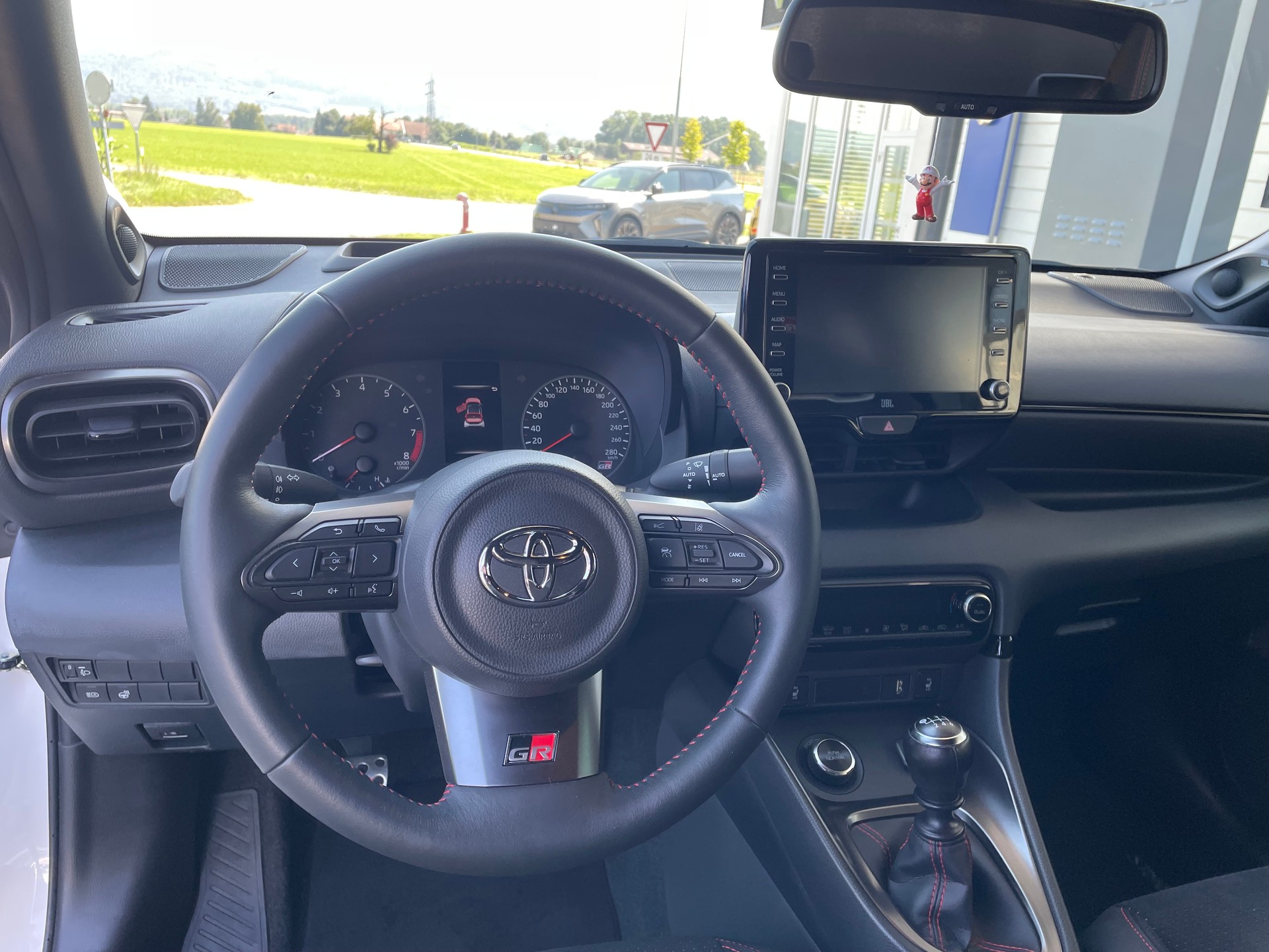 TOYOTA Yaris 1.6 GR Sport Premium Pack-image-7