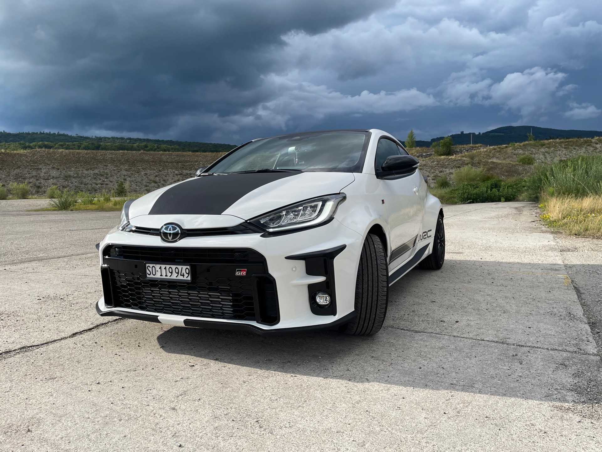 TOYOTA Yaris 1.6 GR Sport Premium Pack-image-1