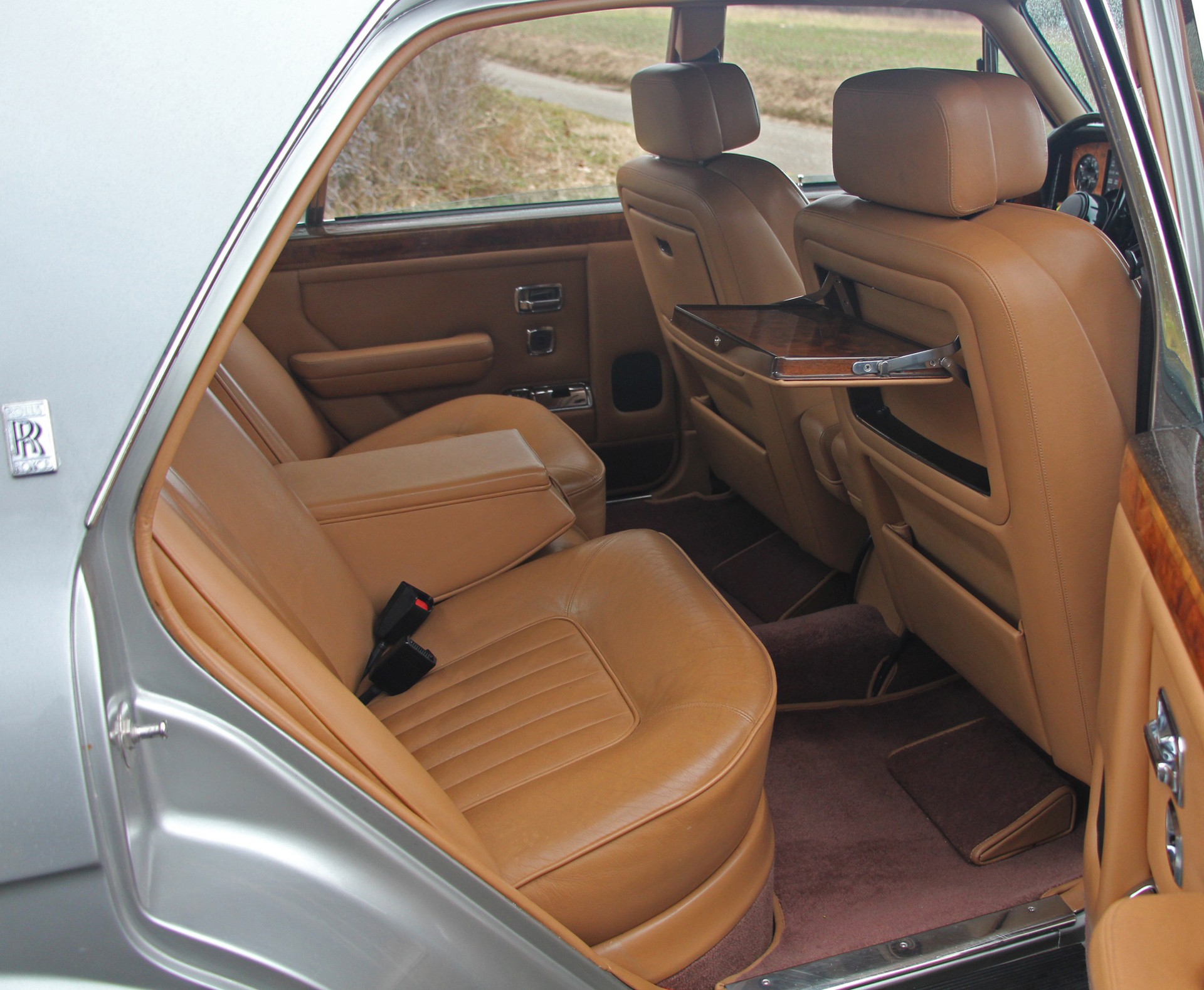 ROLLS-ROYCE Silver Spirit-image-11