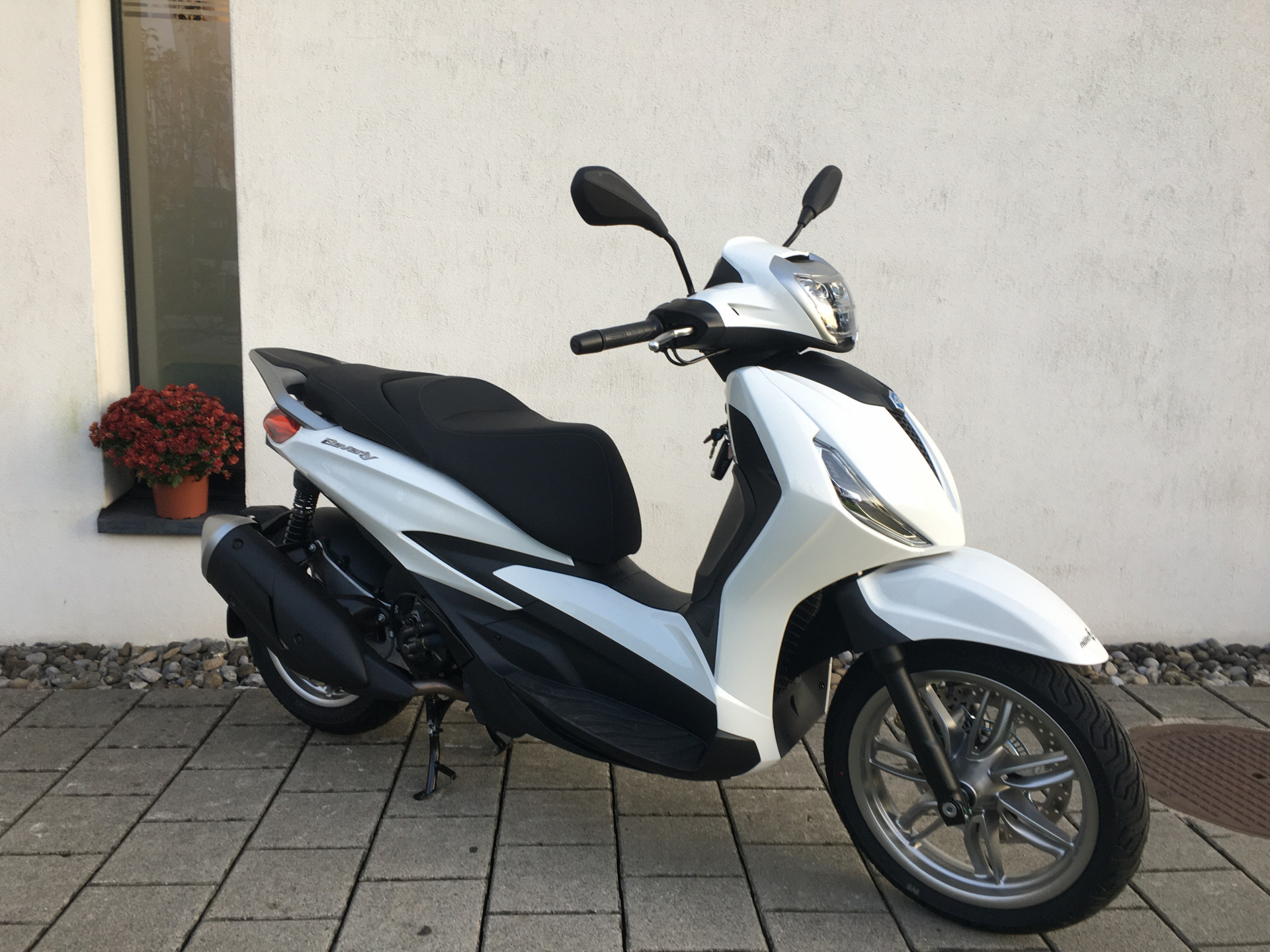 PIAGGIO Beverly 310 Sport-image-0