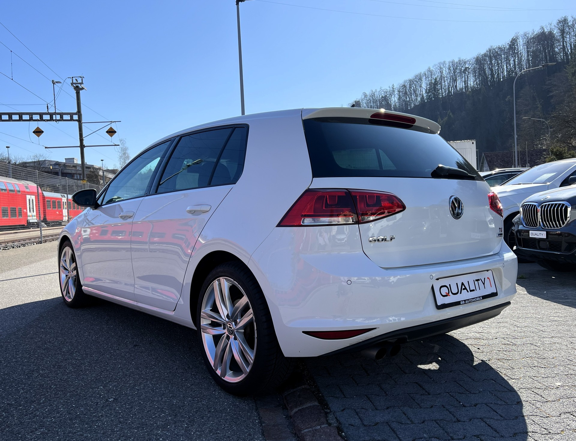 VW Golf 1.4 TSI Highline DSG-showroom-element-2