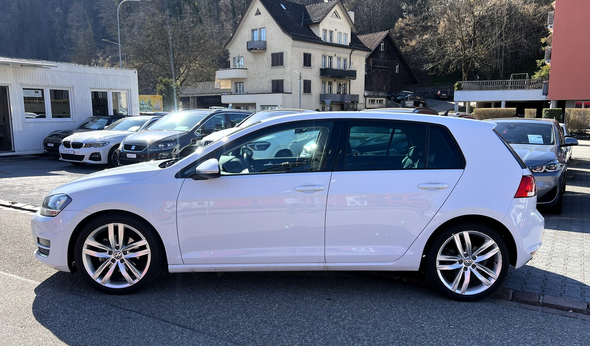 VW Golf 1.4 TSI Highline DSG-showroom-element-1