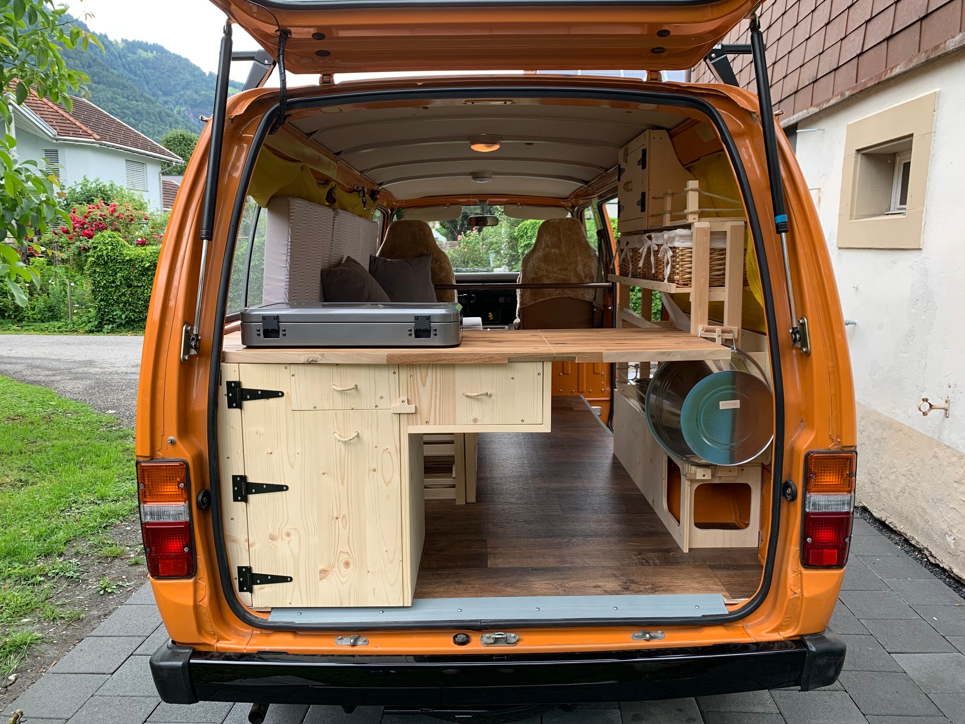 TOYOTA Hiace RH20 Oldtimer/Camper/Bus-image-3