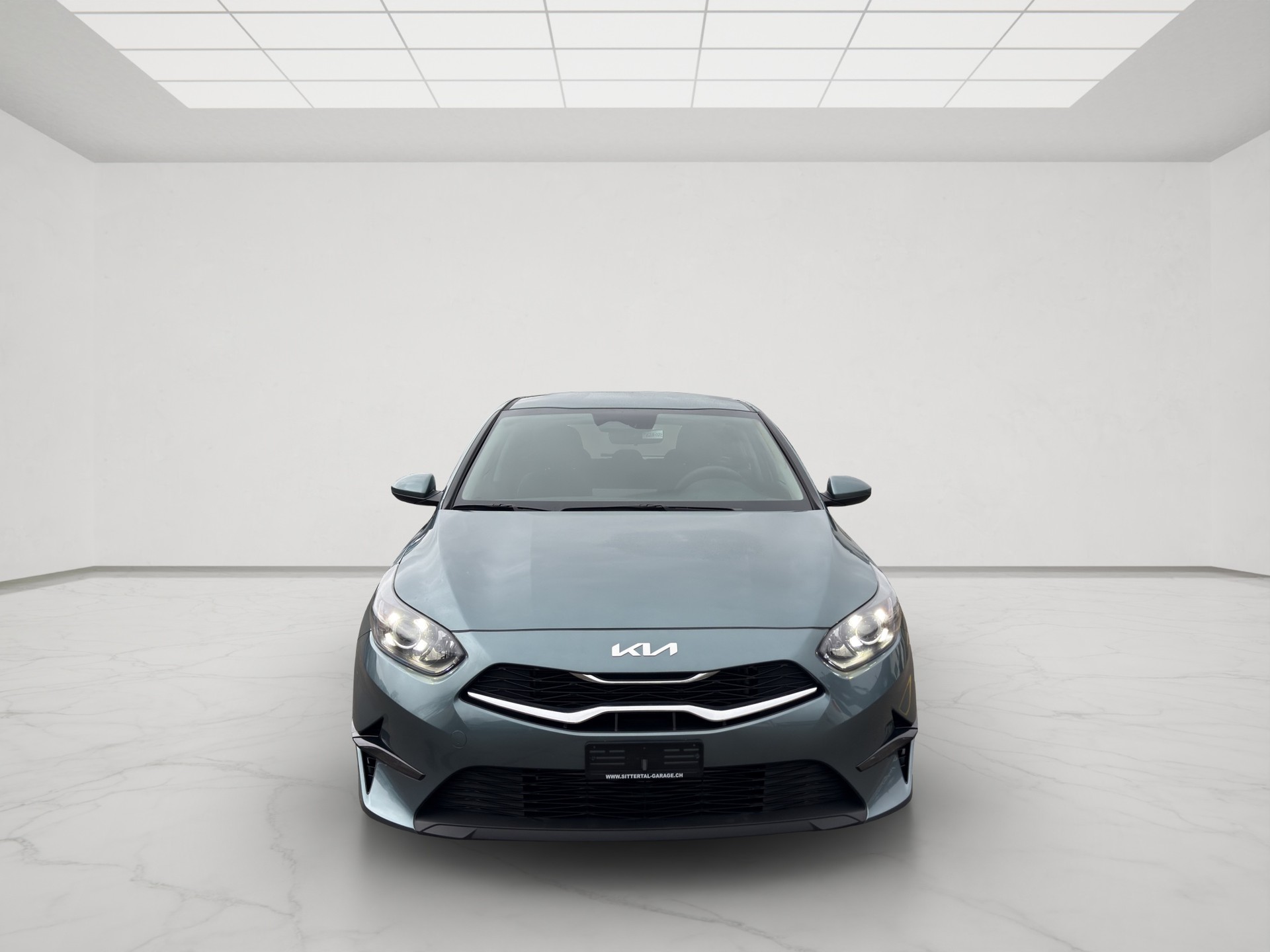 KIA Ceed 1.5 T-GDi MHEV Power DCT-showroom-element-1
