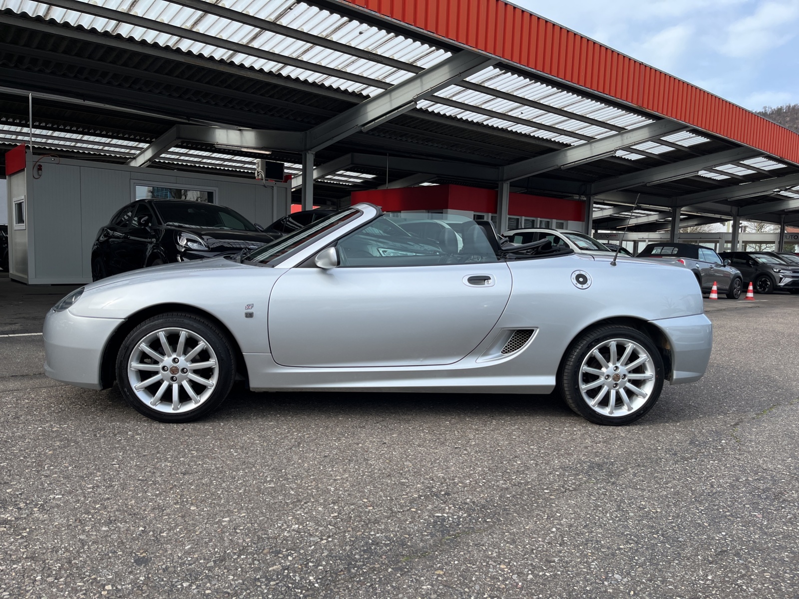 MG TF 135-showroom-element-1