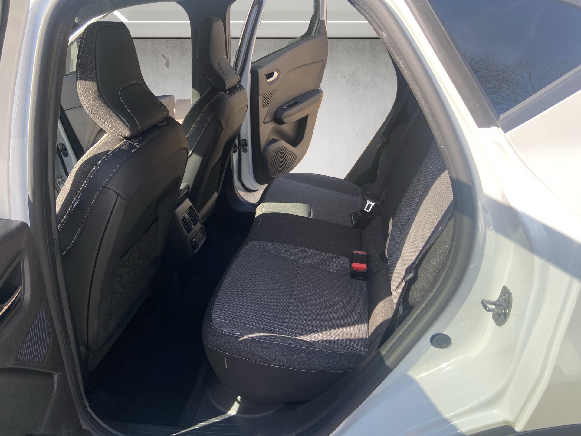 RENAULT Captur 1.3 TCe Techno-image-7