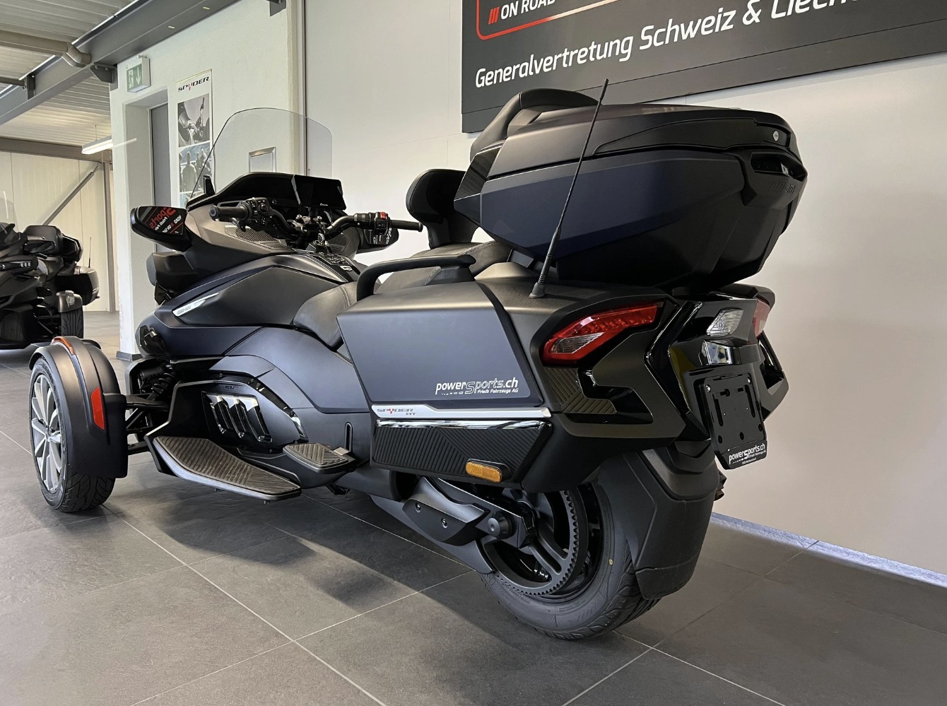 CAN-AM Spyder RT Sea to Sky-image-5