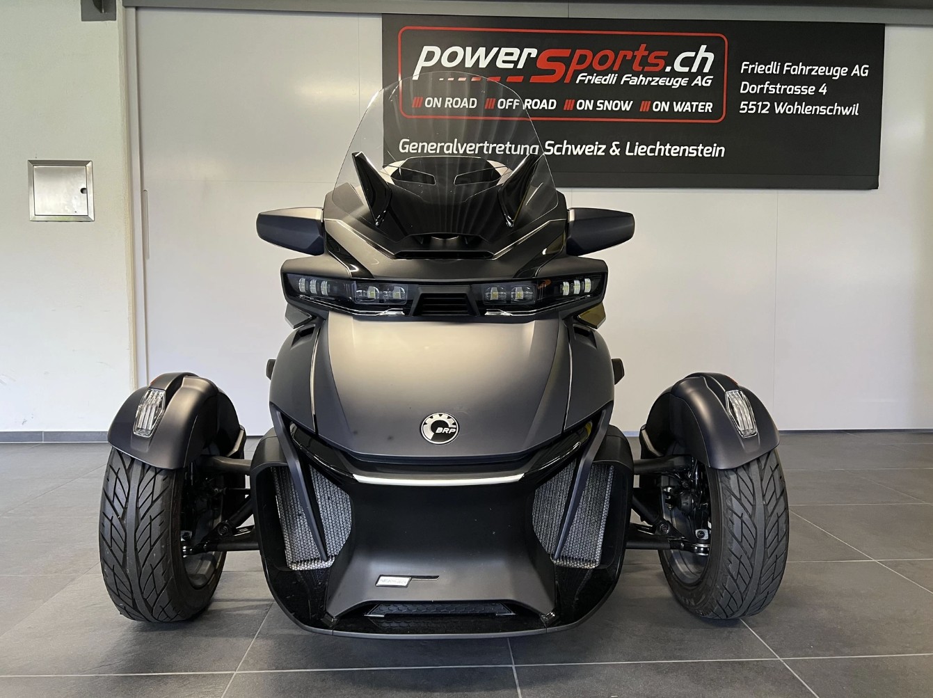 CAN-AM Spyder RT Sea to Sky-image-1