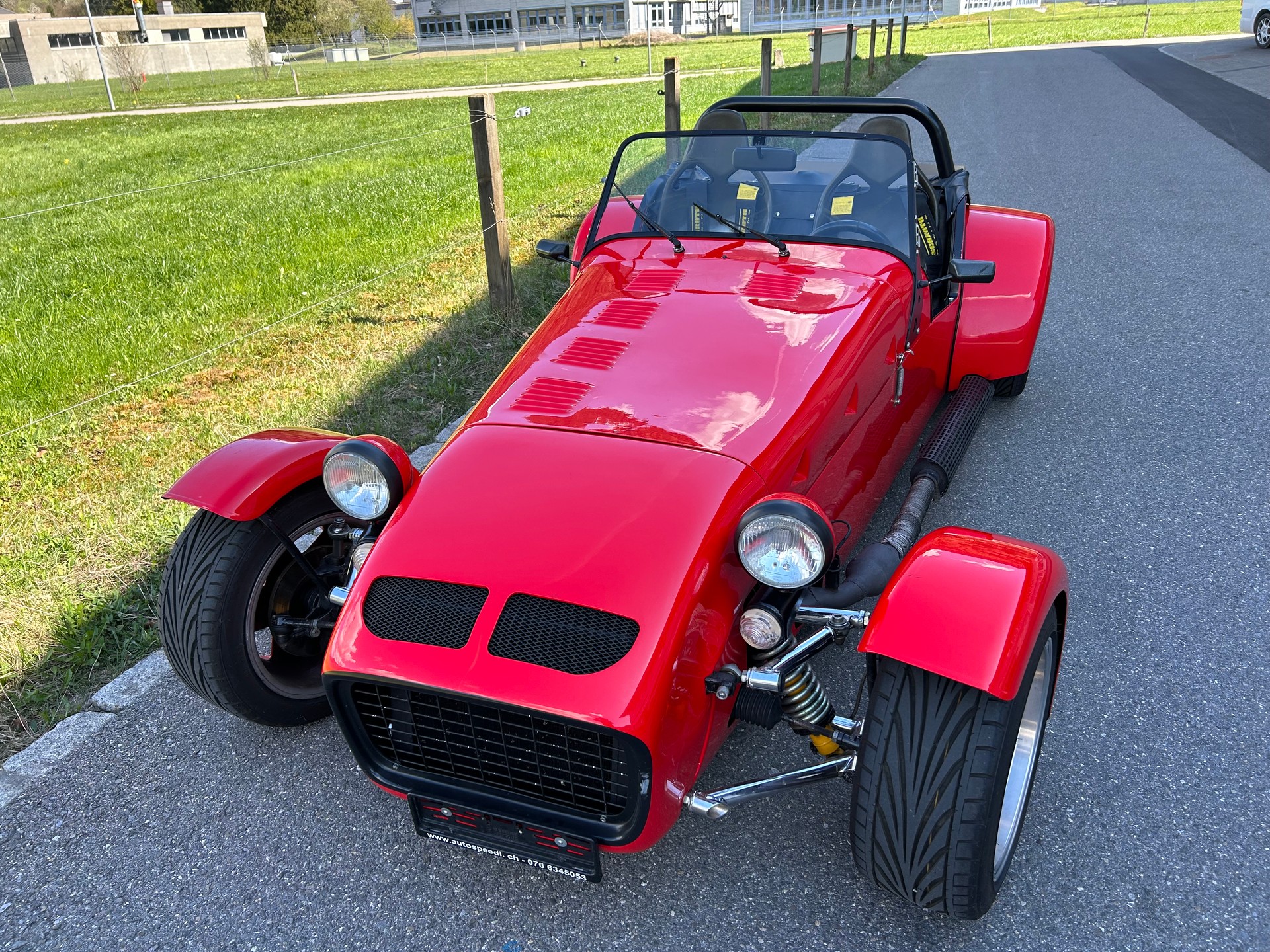 CATERHAM Martin-image-3